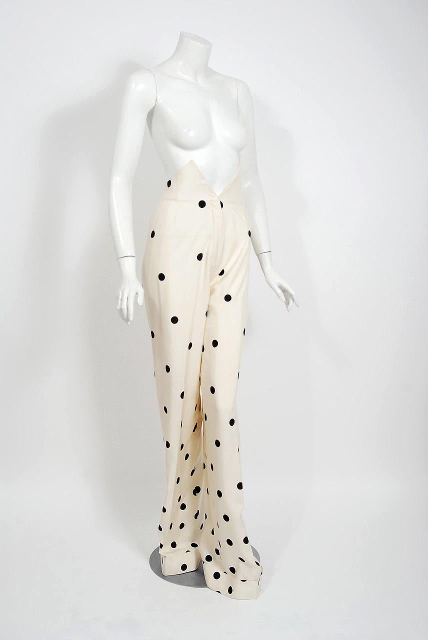 2004 Jean-Louis Scherrer Couture Ivory Polka Dot Silk Split-Sleeve Jacket Suit 2