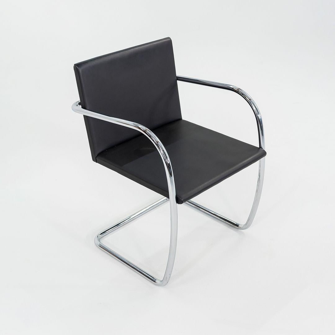 2004 Mies van der Rohe per Knoll Poltrona da pranzo Brno a pad sottile in pelle nera in vendita 1