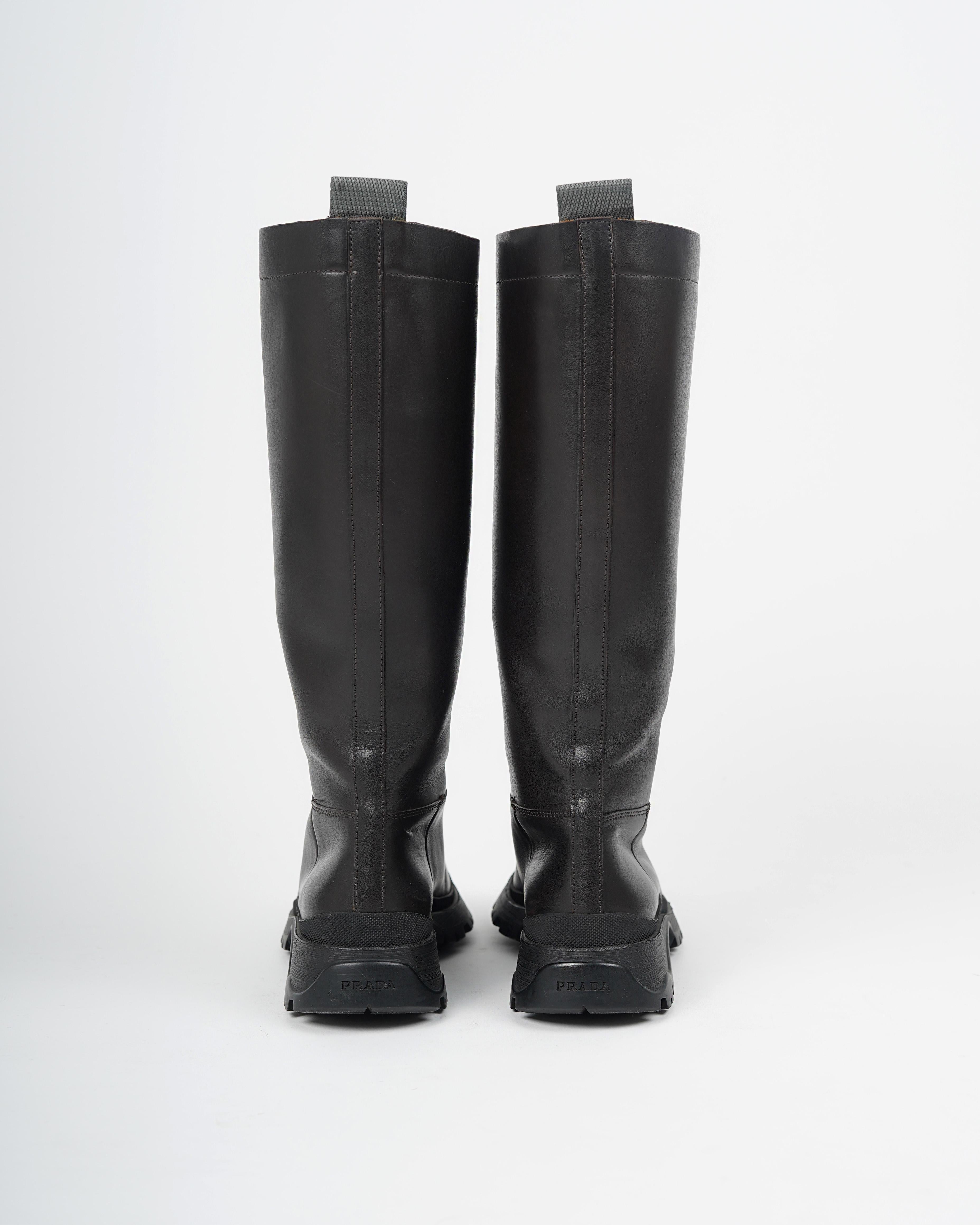 2004 Prada Ebony Napa Leather Lug-sole Boots Size 37 For Sale 1