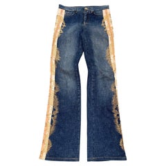 Jeans Roberto Cavalli 2004 in denim svasato con dettagli laterali decorati