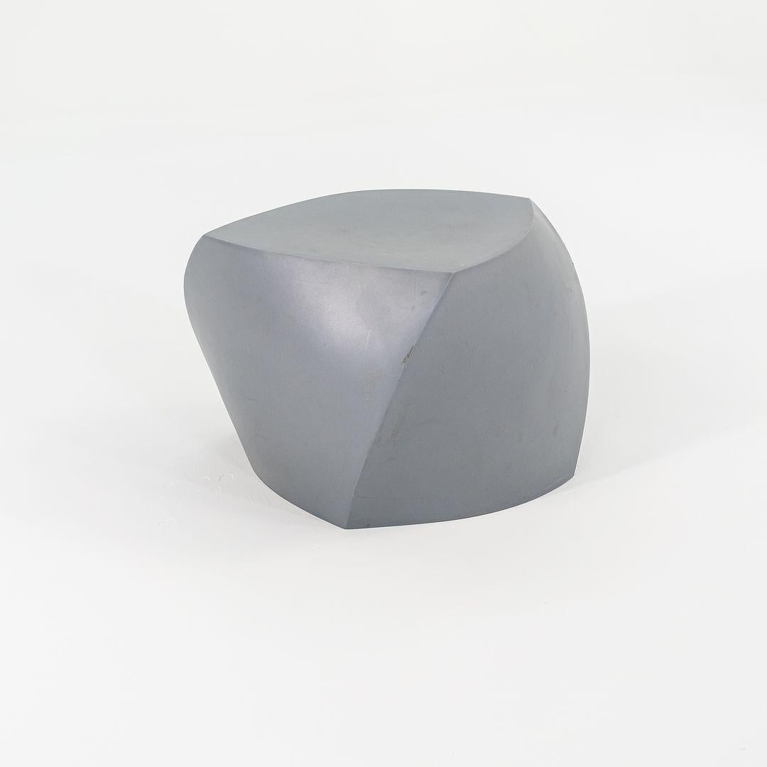2004 Dreiseitiger Würfel Modell 1017 von Frank Gehry für Heller Frank Gehry Furniture 3