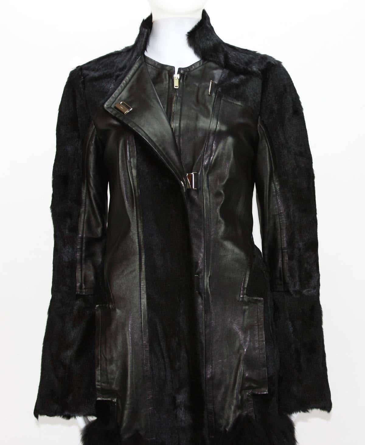 2004 Tom Ford for Gucci fur trimmed black leather coat In Excellent Condition In Montgomery, TX
