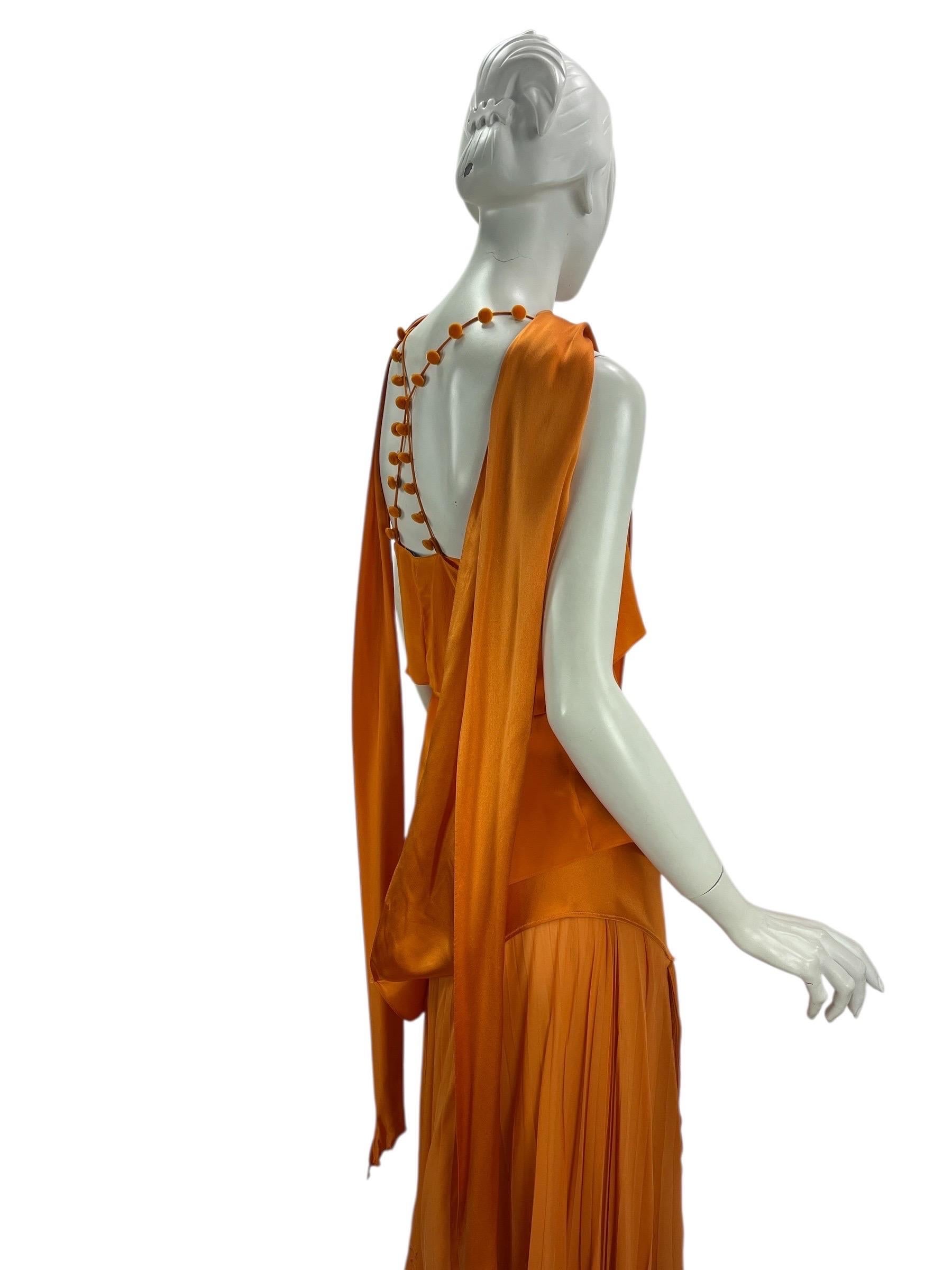 De las mujeres 2004 Vintage Tom Ford para YSL Conjunto de traje de falda y top de seda en venta