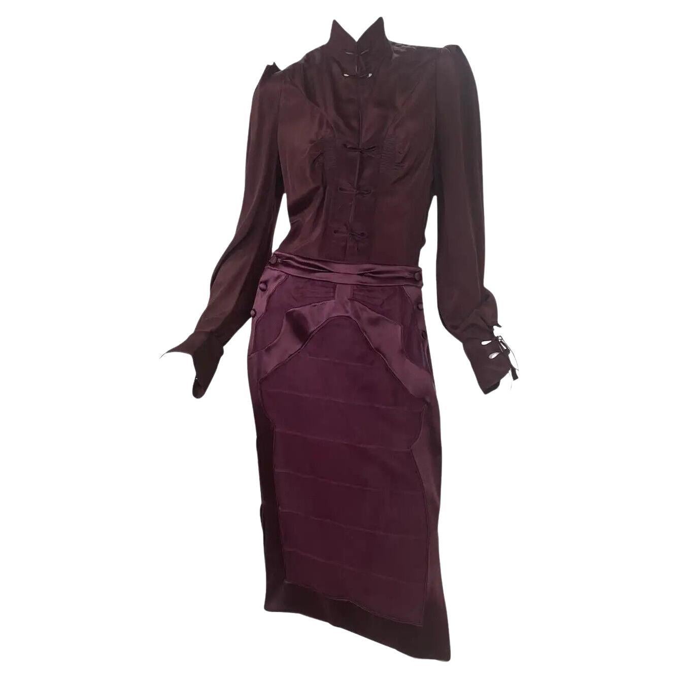 2004 Vintage Tom Ford for Yves Saint Laurent Burgundy Silk Chinoiserie Suit NWT en vente