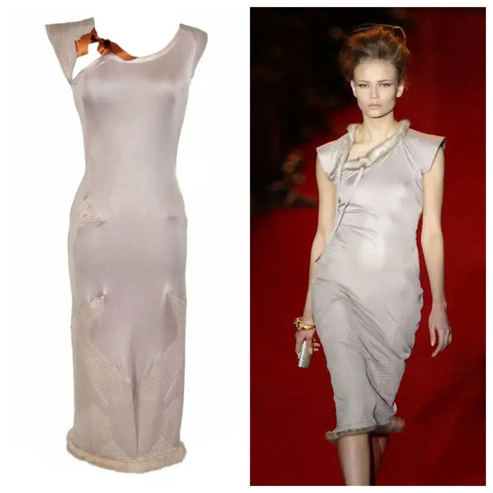 TOM FORD for YVES SAINT LAURENT DRESS
2004 Fall/Winter Collection.
Details:
Size: M
Color: Nude
Finished with delicate stitching, mink fur trim and silk ribbon. Length 47