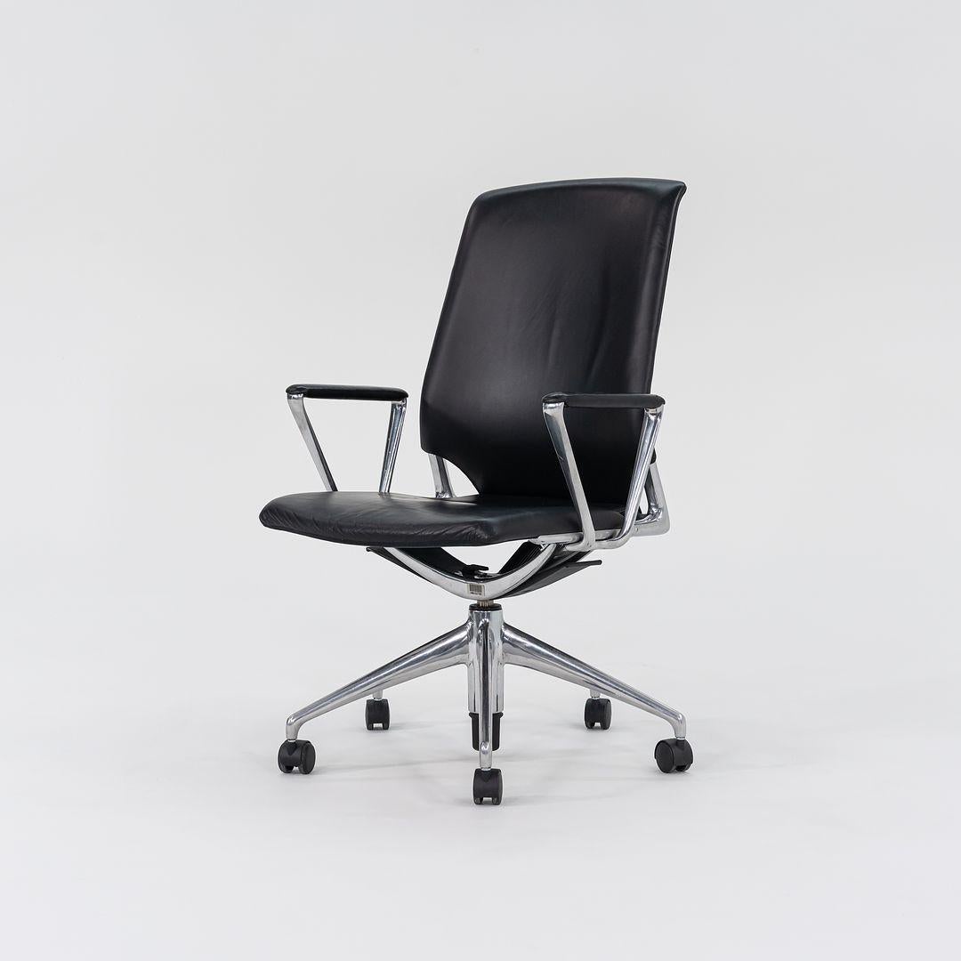 2004 Vitra Meda Desk Chair by Alberto Meda in Black Leather with Fabric Back For Sale 1