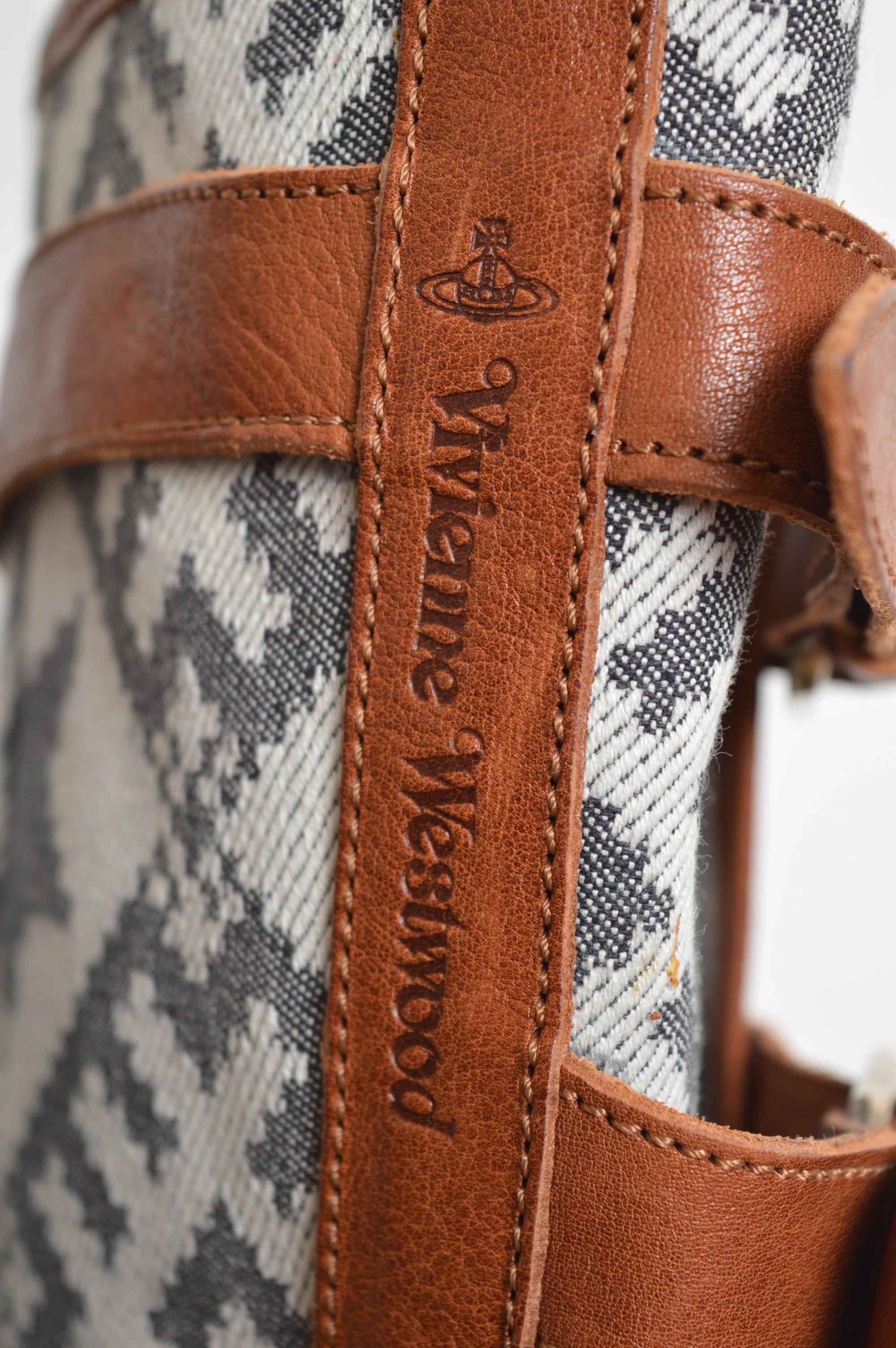 2004 Vivienne Westwood Botas de piel con tacón pirata y tapicería EU 40 / UK 6.5 en venta 7