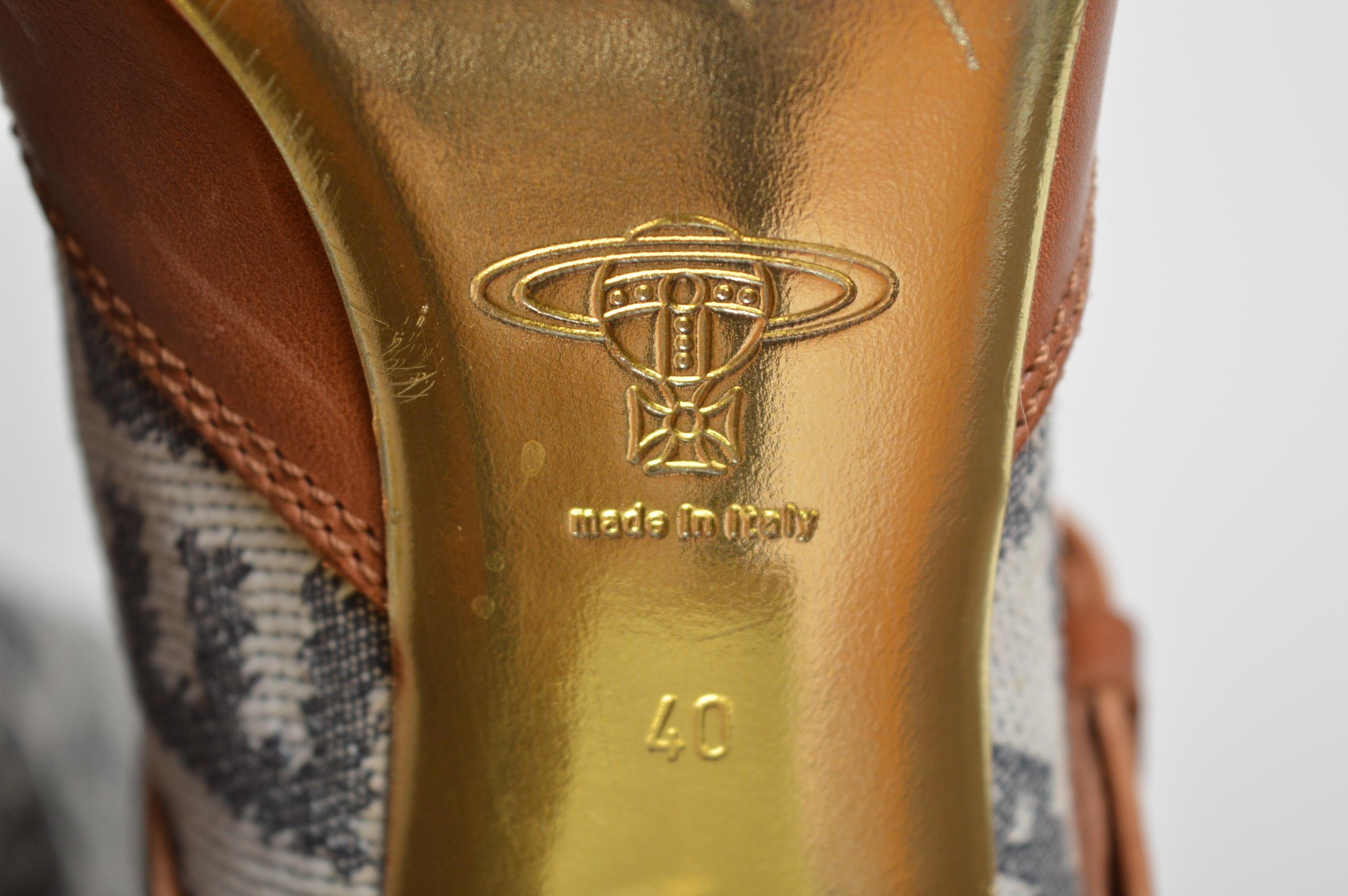 2004 Vivienne Westwood Botas de piel con tacón pirata y tapicería EU 40 / UK 6.5 en venta 12