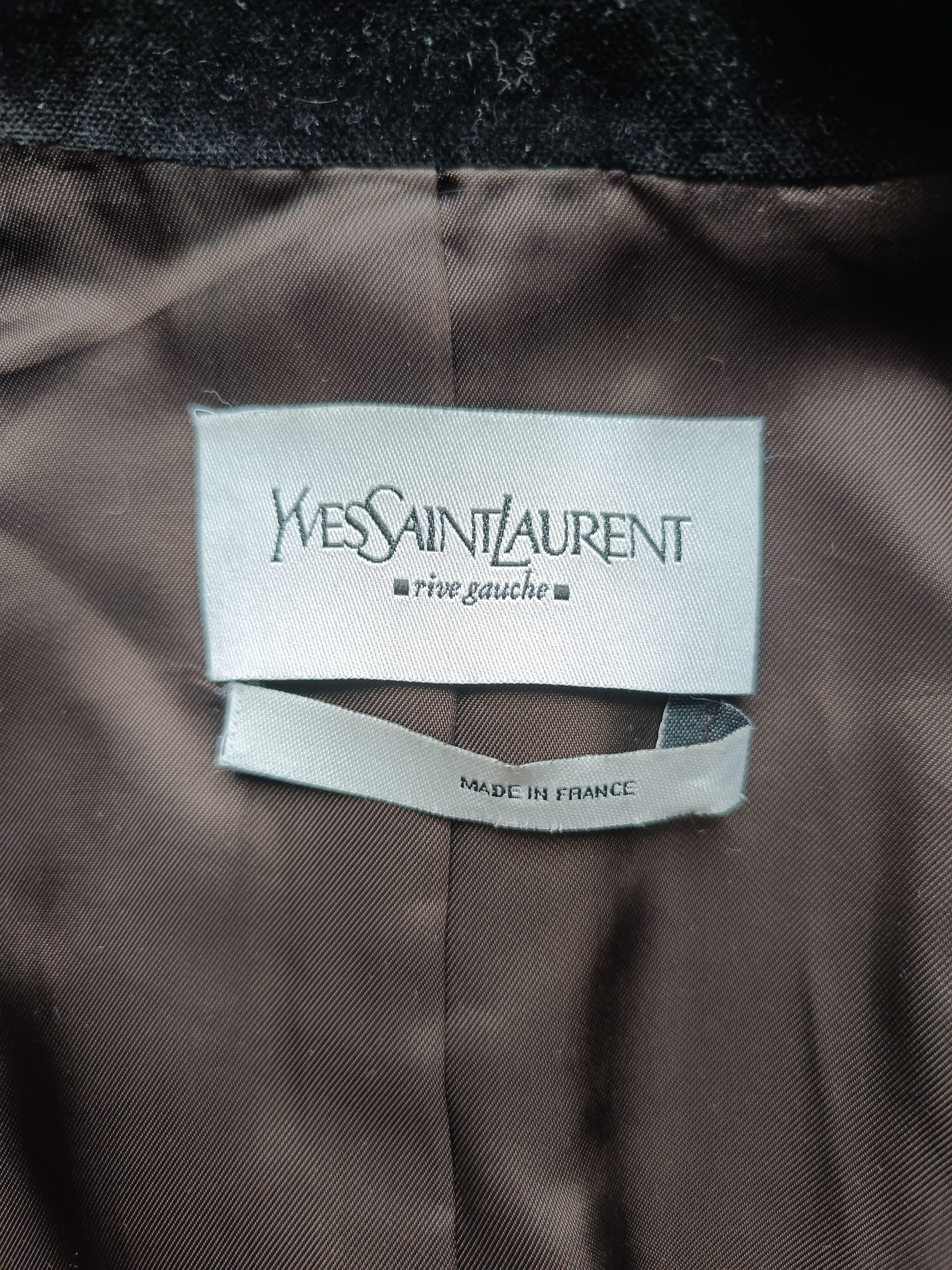 2004 YSL Tom Ford 2004 Yves Saint Laurent Rive Gauche Velvet Jacket For Sale 7