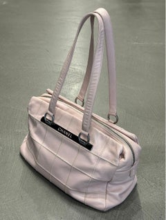2005-2006 Chanel caviar leather shoulder bag