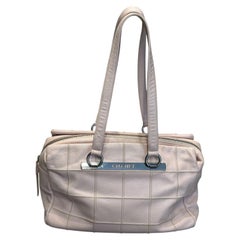 2005-2006 Chanel caviar leather shoulder bag