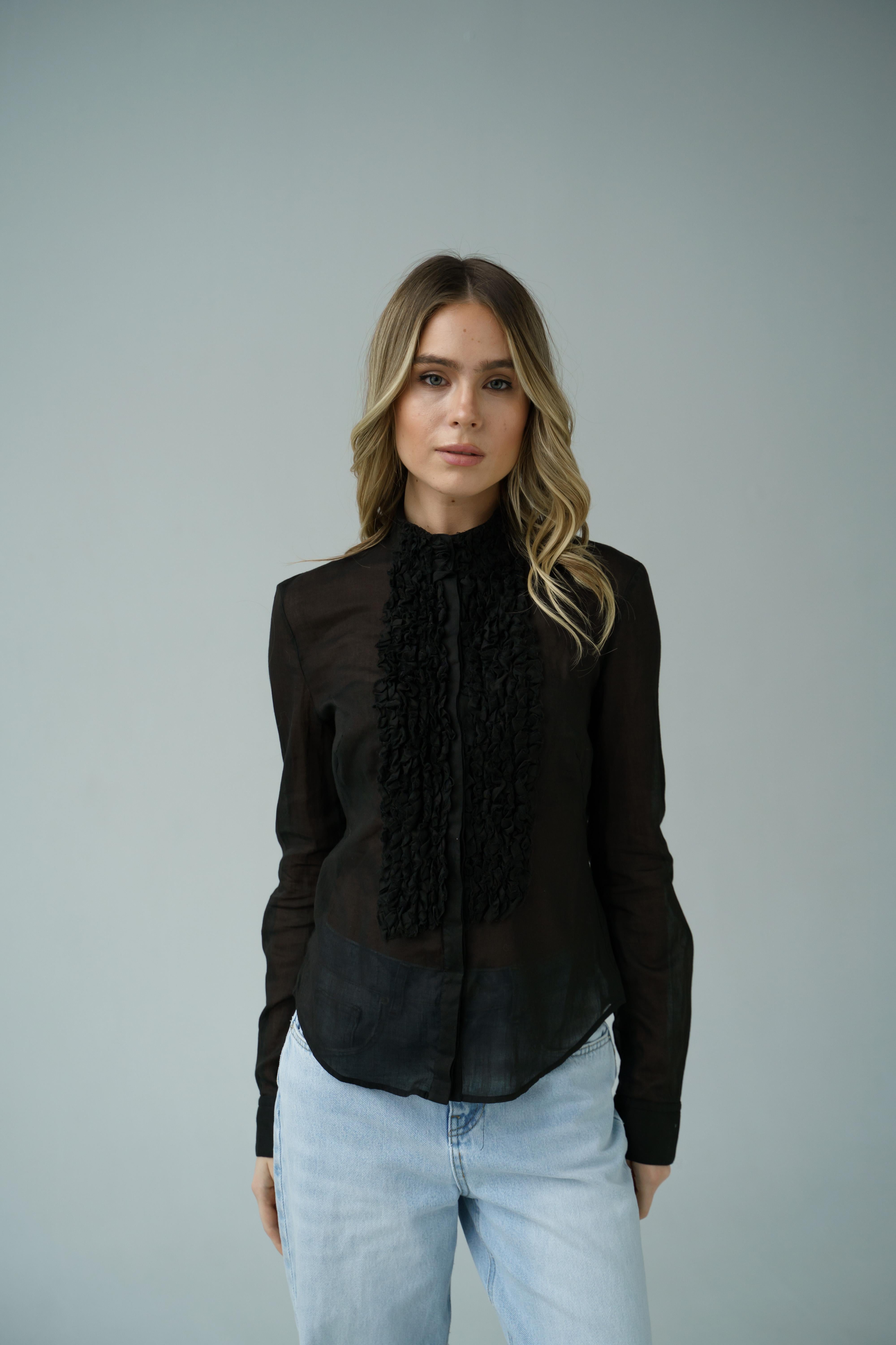 2005 Alexander McQueen cotton blouse

The finest softest shirt made of 100% cotton from Alexander McQueen
Marking S, but it would fit better on XS since the fabric is thin and the blouse should be loose.
The color is more like wet asphalt. Not ultra