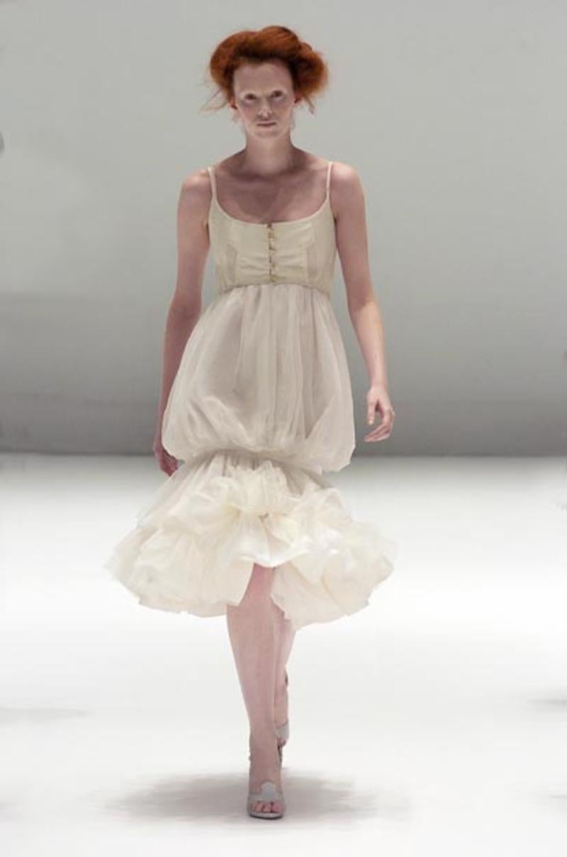 2005 Alexander McQueen corsetto da passerella verde menta in vendita 8
