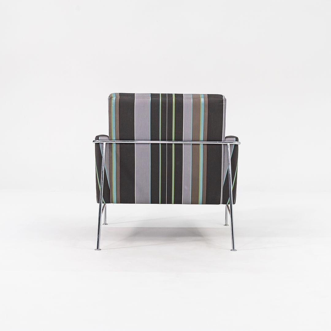 2005 Arne Jacobsen for Fritz Hansen Series 3300 Easy Lounge Chairs, 2x Available In Good Condition For Sale In Philadelphia, PA