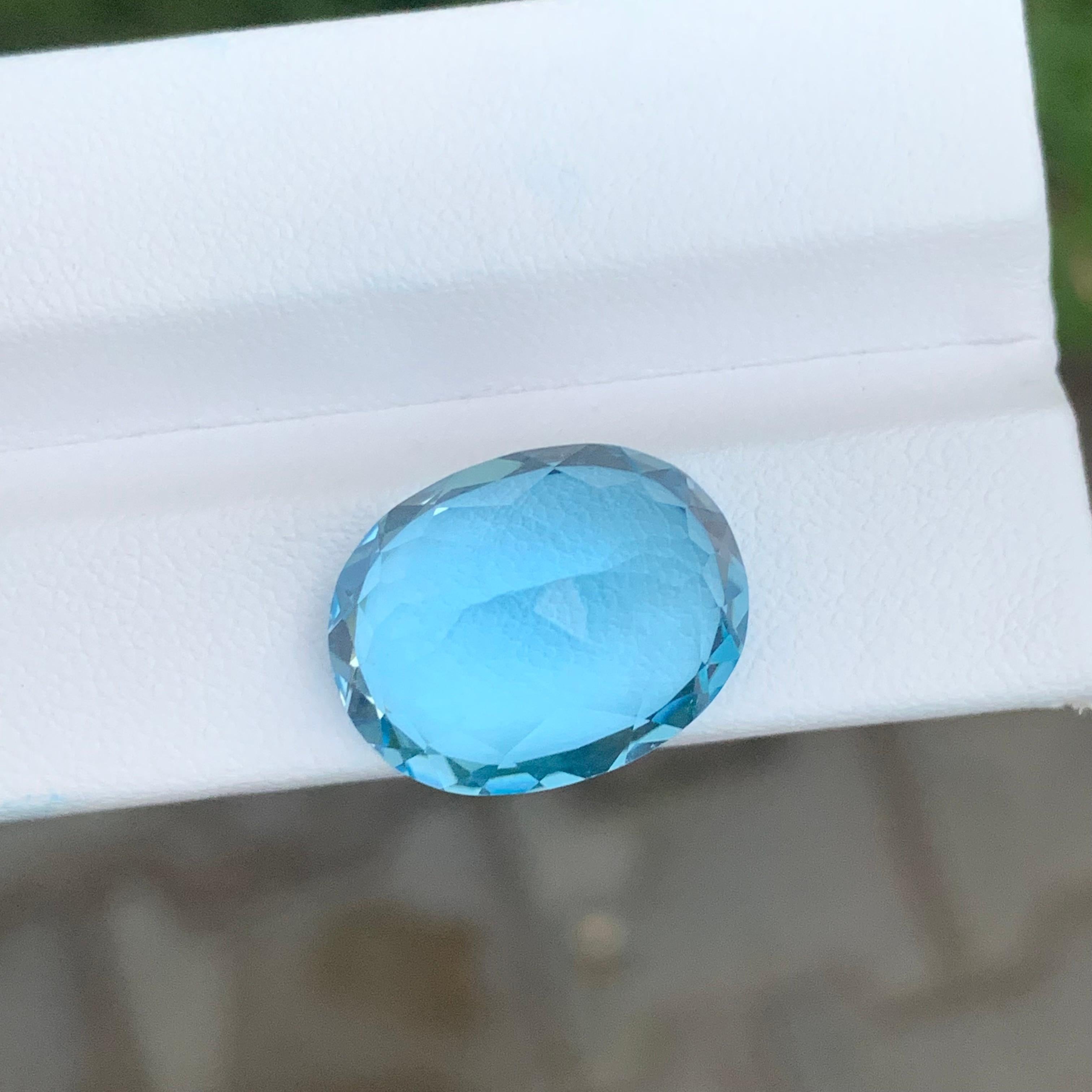 20.05 Carat Natural Loose Blue Topaz Oval Shape Gemstone im Zustand „Neu“ im Angebot in Peshawar, PK