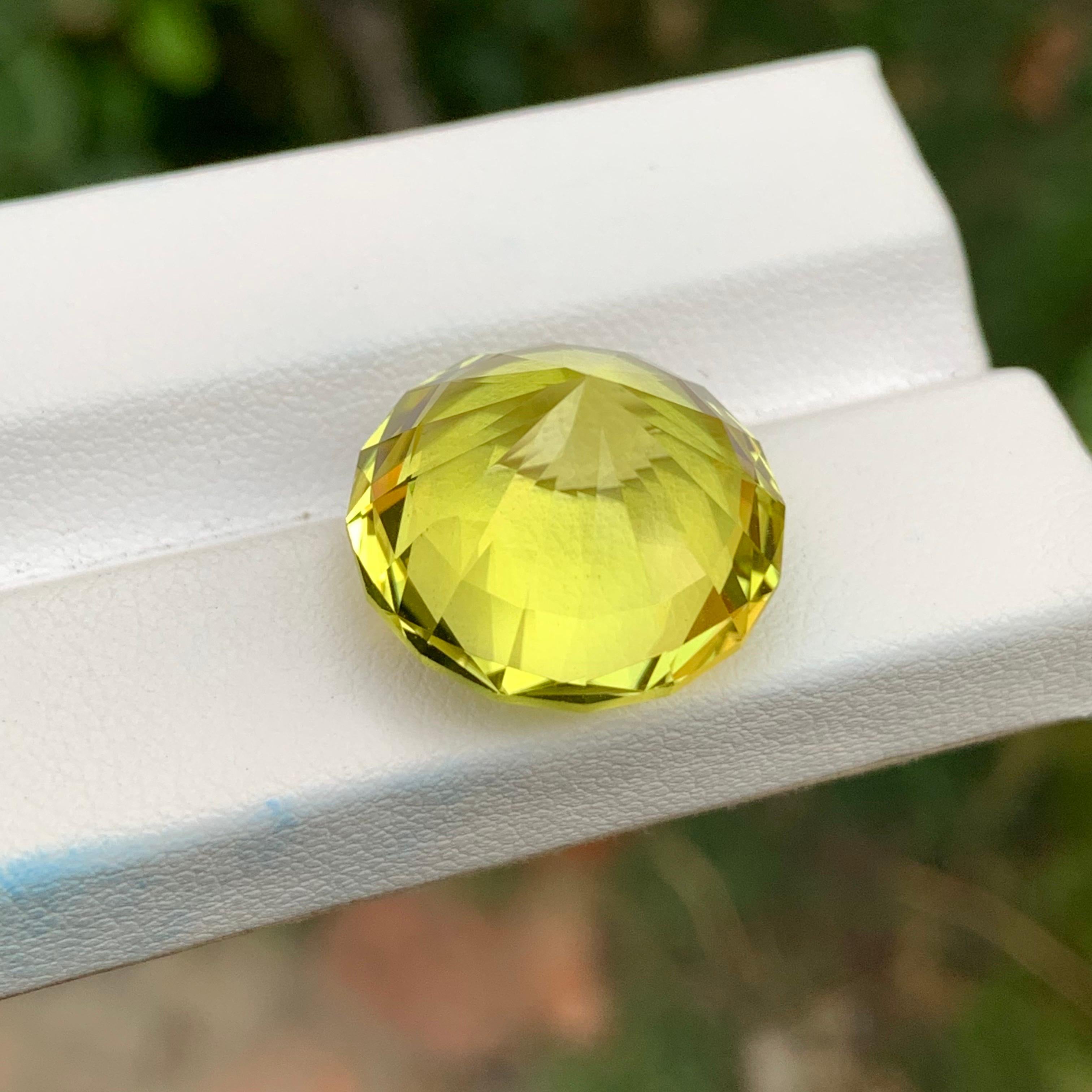 20.05 Carat Natural Loose Green Gold Lemon Quartz Round Shape Gemstone (pierre précieuse de forme ronde) en vente 1