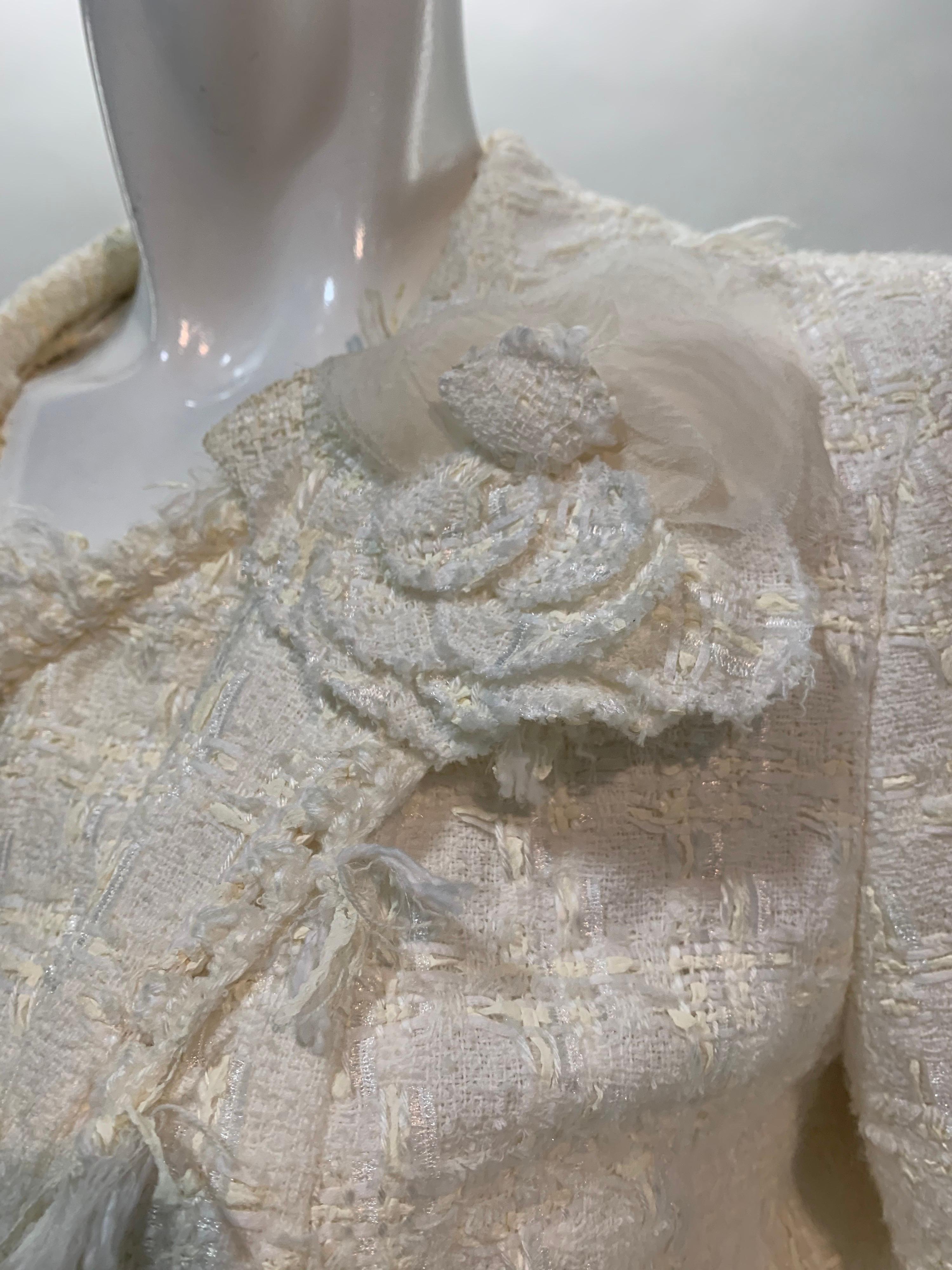 2005 Chanel Ivory Boucle Fringed Coat Dress w/ Matching Camellia For Sale 5