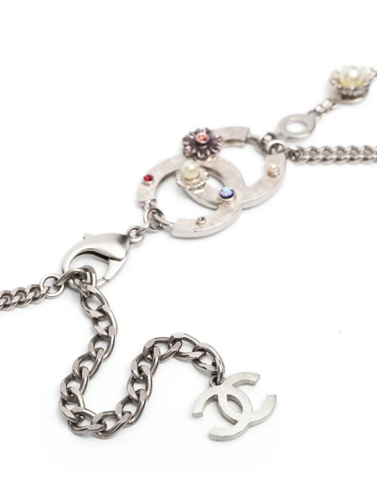 Vintage Chanel Logo Catwalk Chain Belt Floral 2005 NWOT 2005 Chanel Logo Catwalk Chain Belt For Sale at 1stDibs main image 3