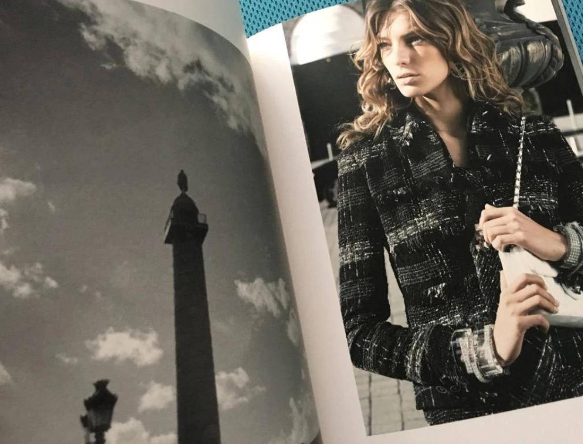 Women's or Men's 2005 Chanel Karl Lagerfeld Spring Summer Runway Lookbook For Sale