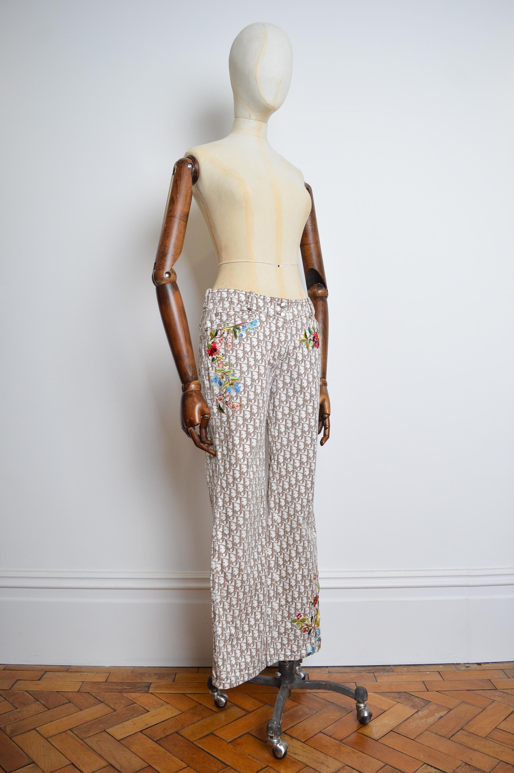2005 Christian Dior by John Galliano embroidered Beige Trotter Pants Y2k Jeans For Sale 2