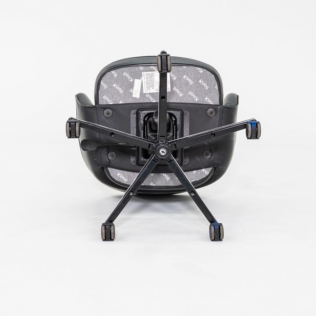 2005 Eero Saarinen für Knoll Schreibtischstuhl mit Armlehnen aus schwarzem Leder im Angebot 4