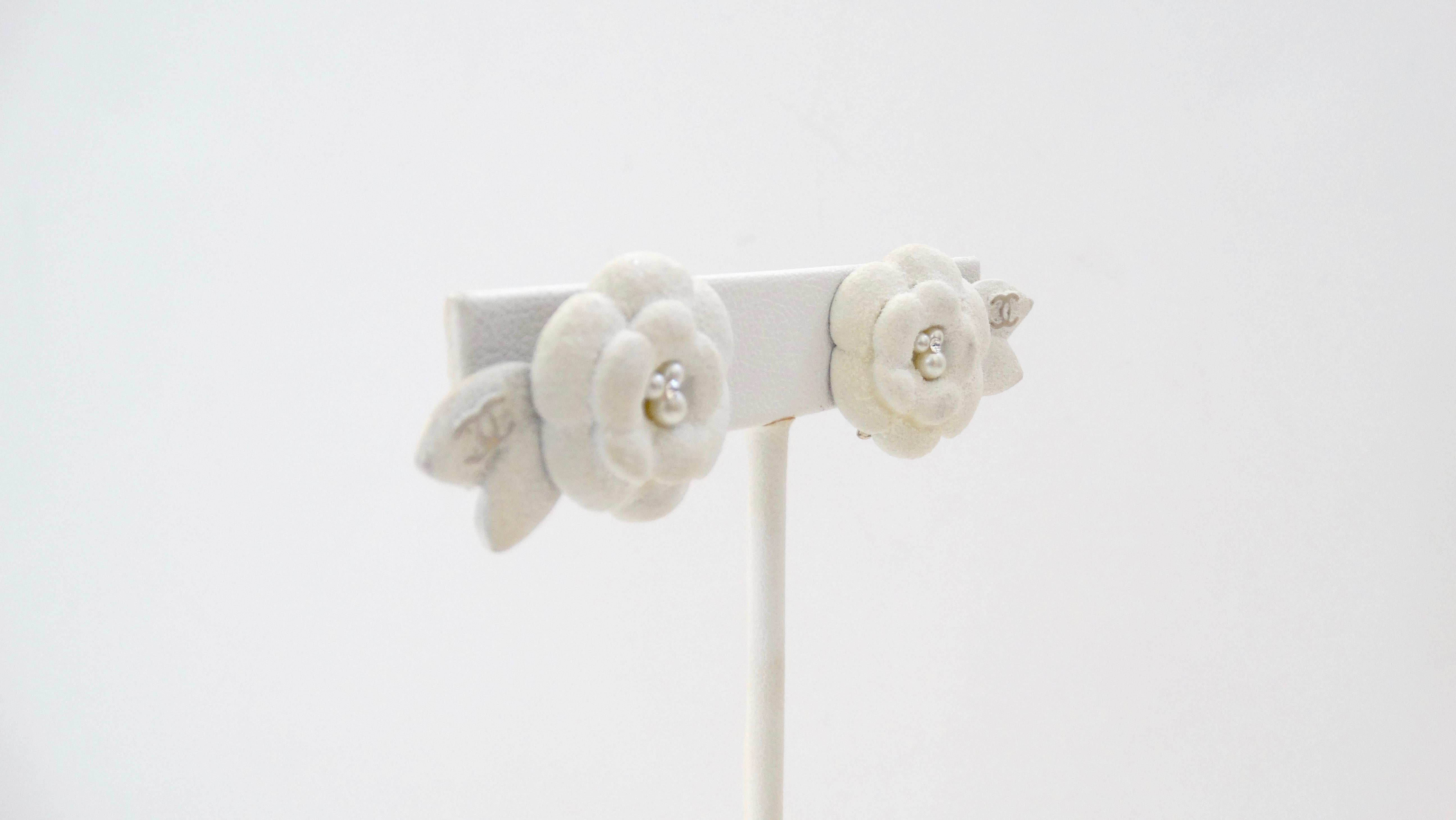 Chanel 2005 Fall/Winter White Camellia Flower Earrings  2