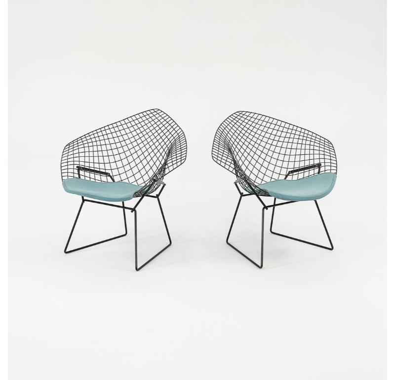 2005 Harry Bertoia for Knoll Diamond Lounge Chairs in w/ Blue Seat Pads For Sale 4
