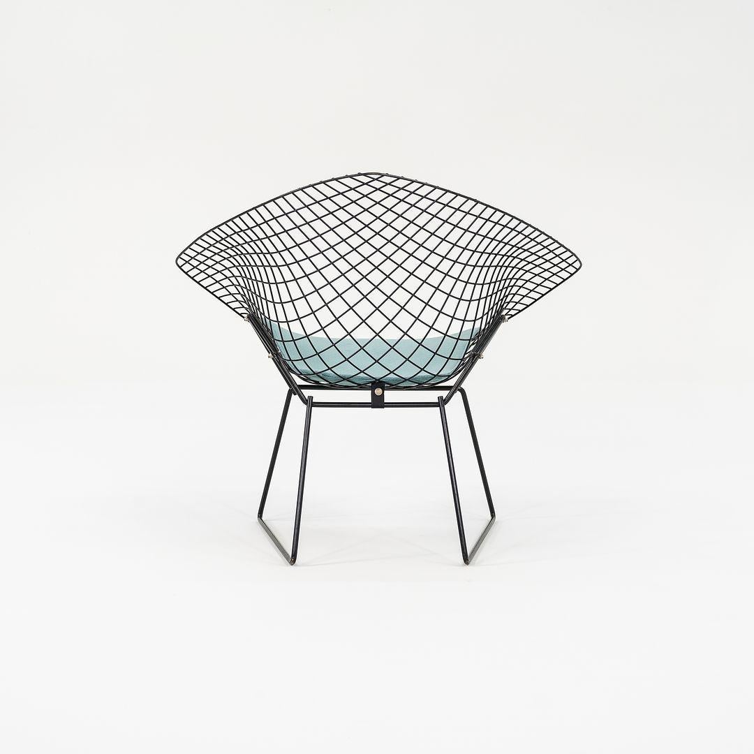 2005 Harry Bertoia for Knoll Diamond Lounge Chairs in w/ Blue Seat Pads For Sale 1