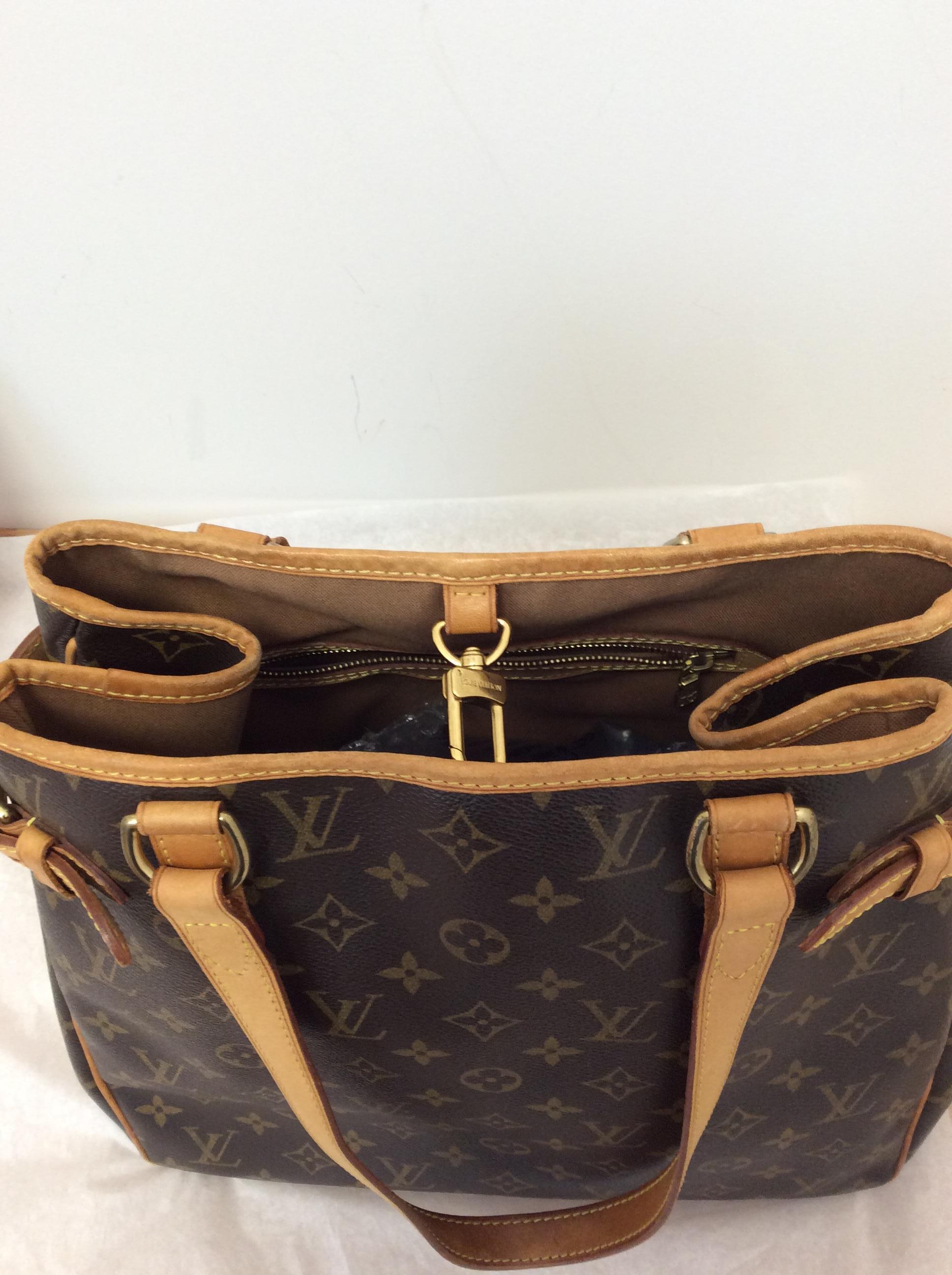 2005 Louis Vuitton Batignolles Monogram Vertical Canvas Handbag 2