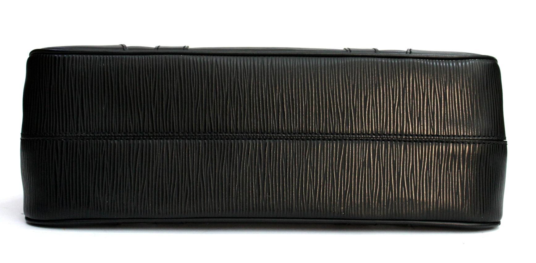 2005 Louis Vuitton Black Epi Leather Segur Bag 1
