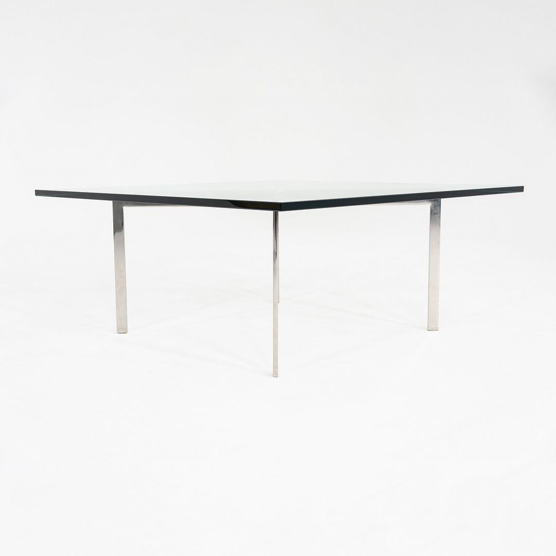 2005 Mies van der Rohe pour Knoll Table basse Barcelona en acier et verre en vente 3