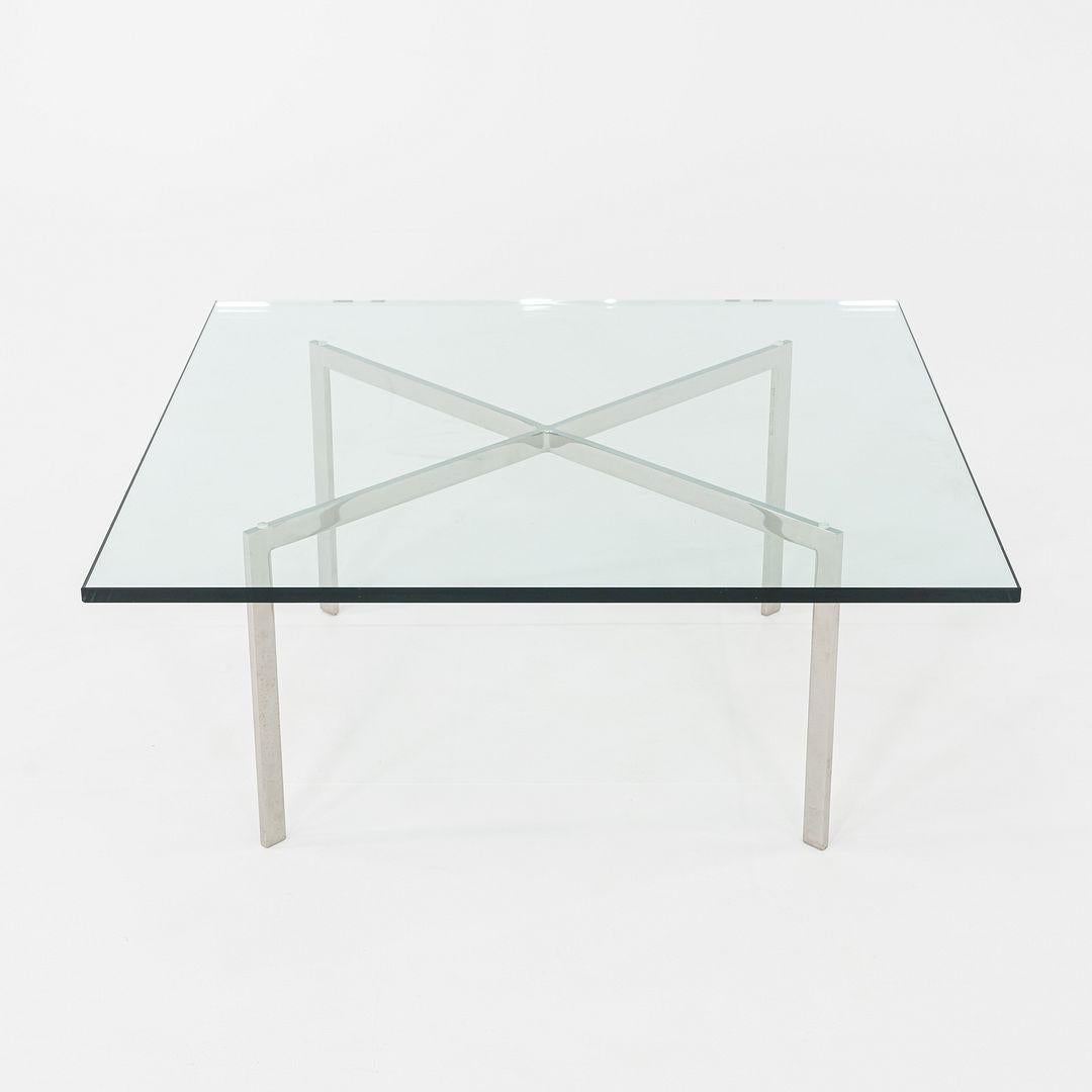 Moderne 2005 Mies van der Rohe pour Knoll Table basse Barcelona en acier et verre en vente