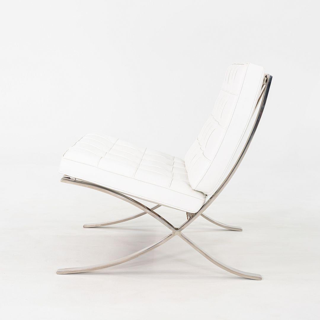 2005 Mies van der Rohe für Knoll Edelstahl Barcelona Loungesessel mit Ottomane im Angebot 3