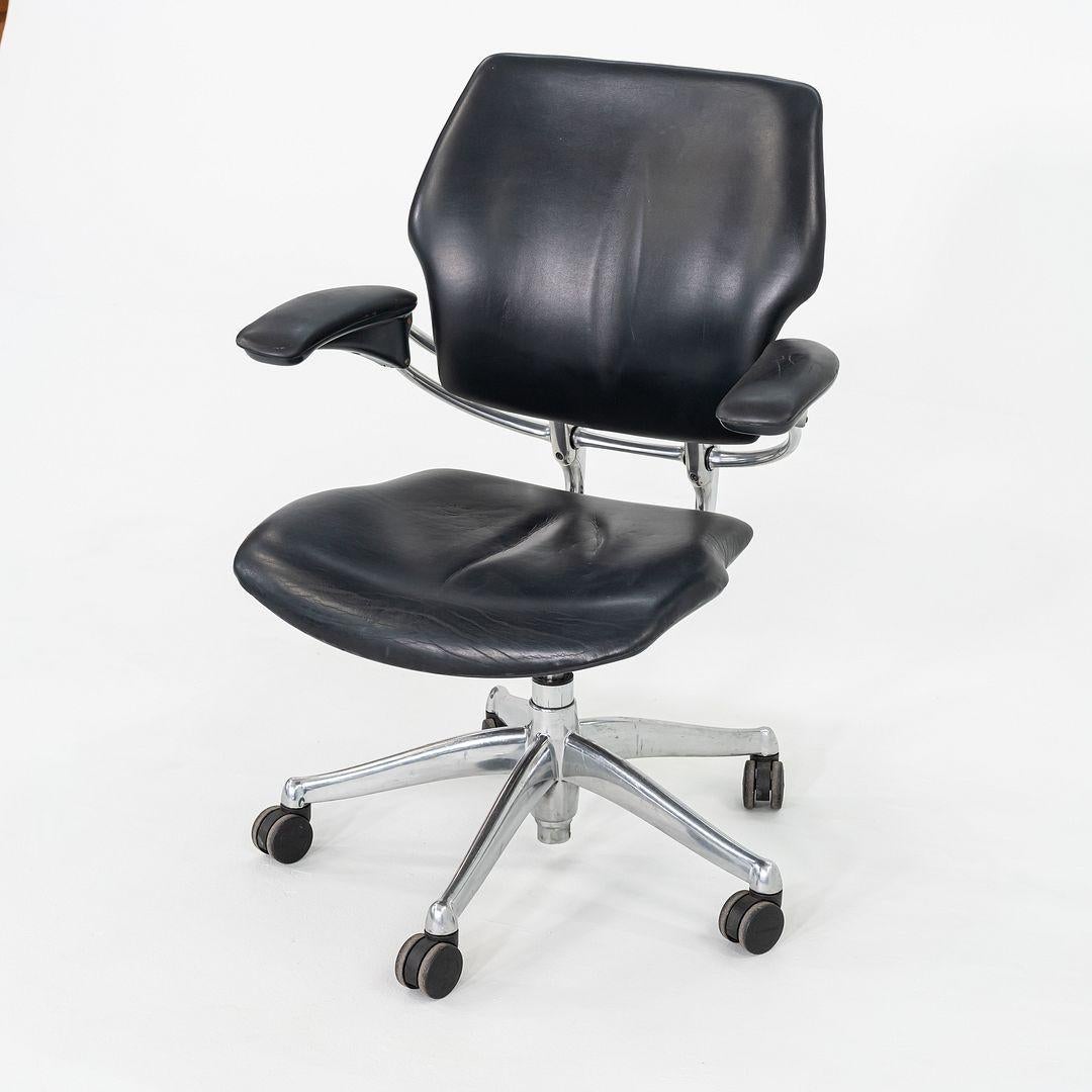 2005 Niels Diffrient for Humanscale Freedom Desk Chair in Black Leather For Sale 5