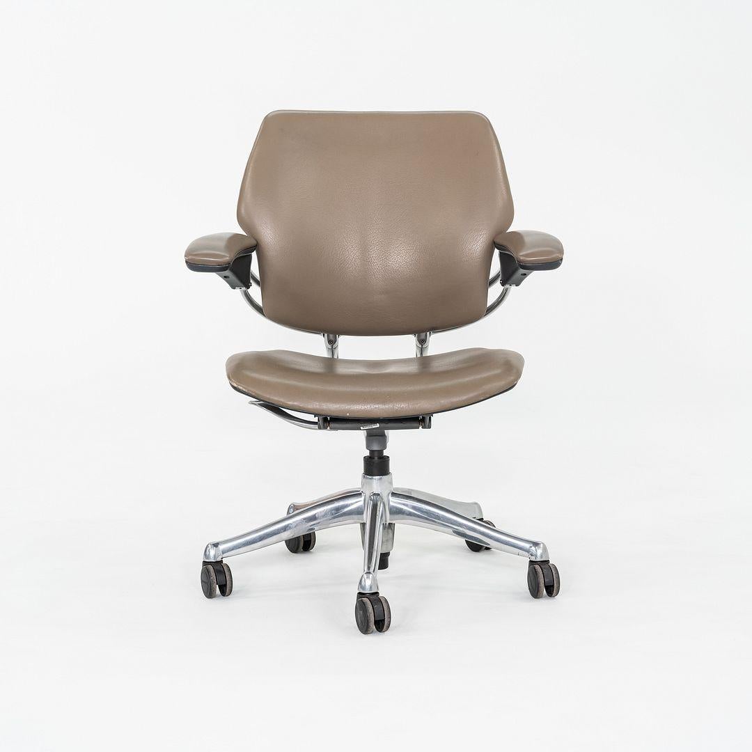 American 2005 Niels Diffrient for Humanscale Freedom Desk Chair in Dark Tan Leather For Sale