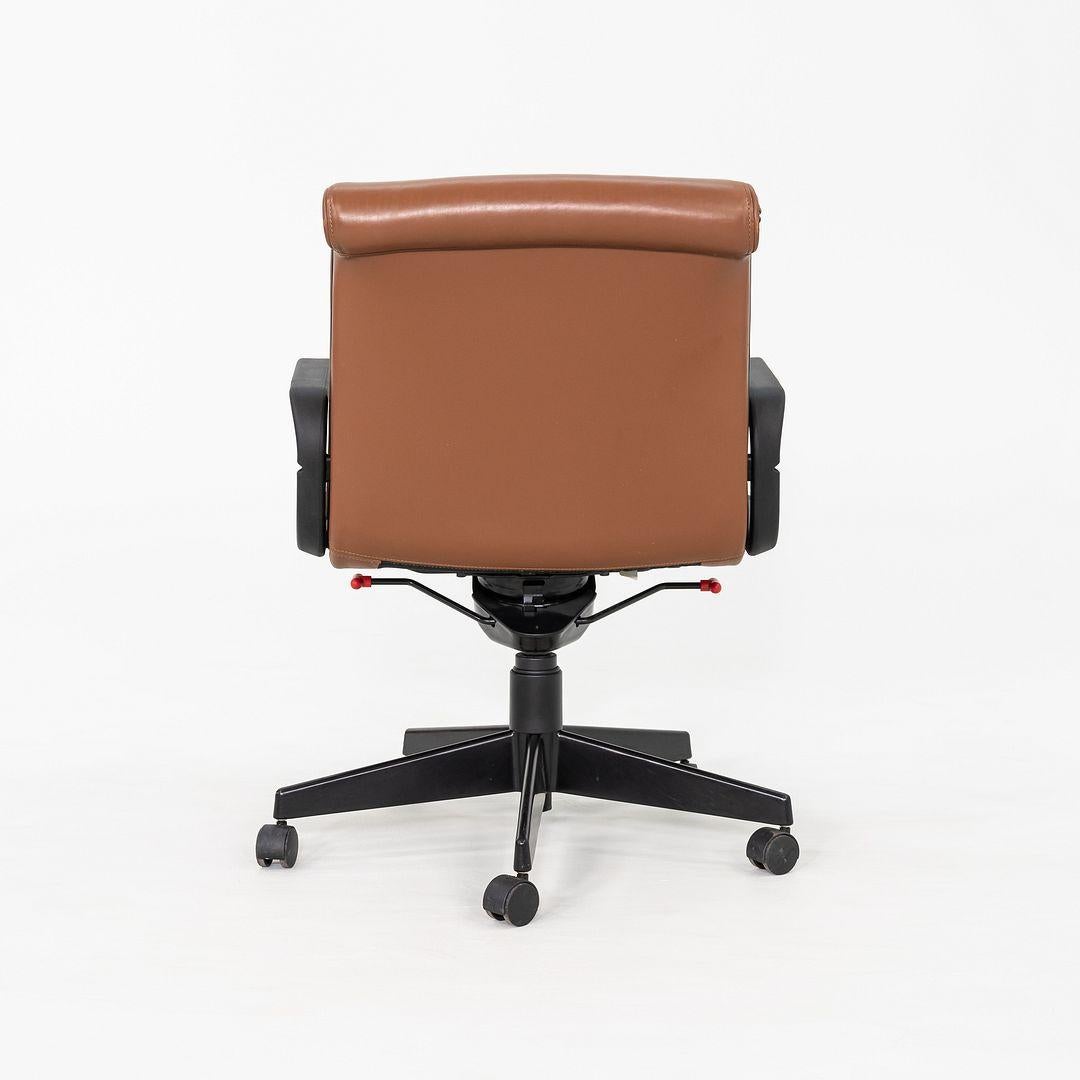 2005 Richard Sapper für Knoll Management Schreibtischstühle aus dunklem cognacfarbenem Leder im Angebot 3