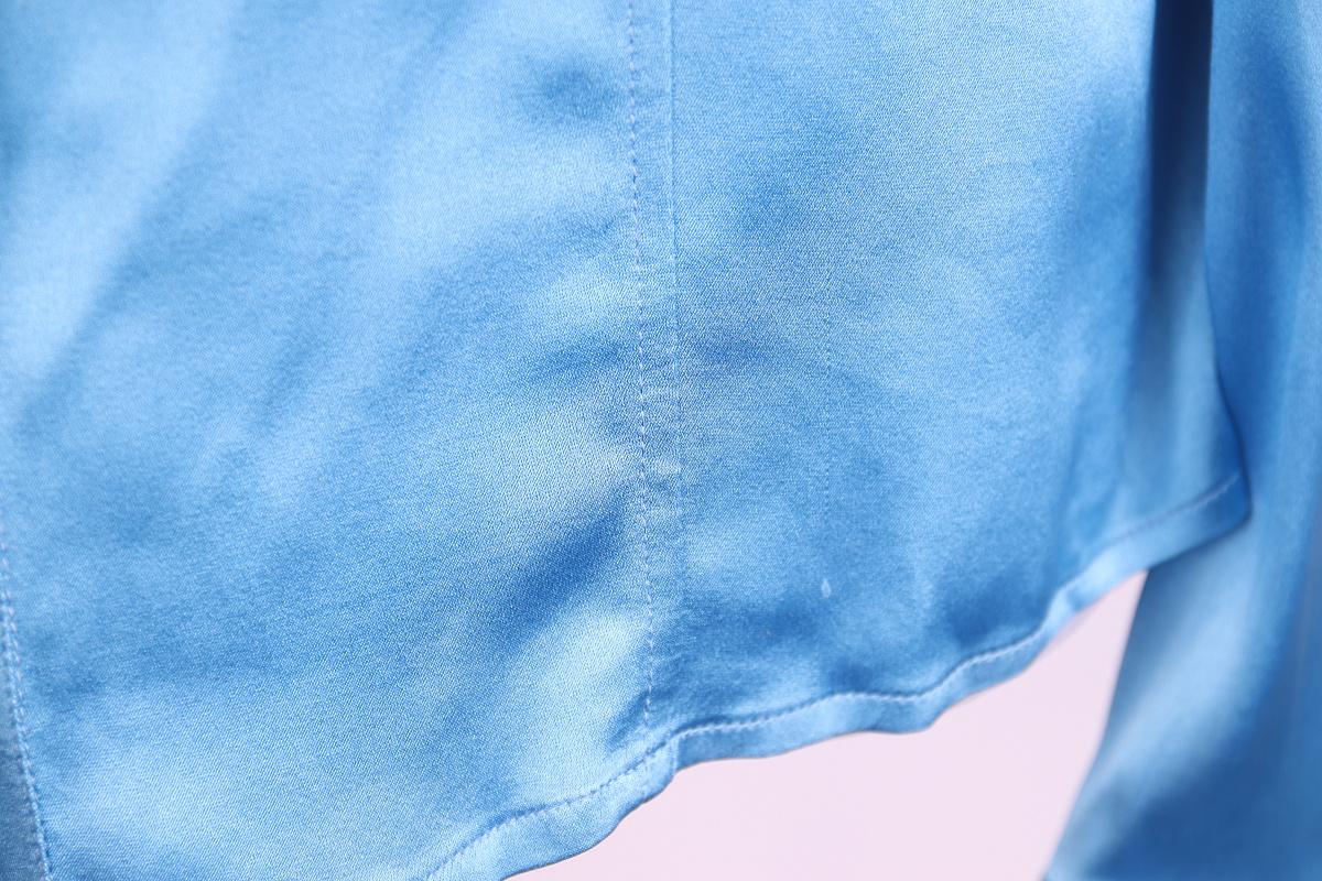 2005 SS Versace camisa de seda azul en Bueno estado para la venta en Алматинский Почтамт, KZ