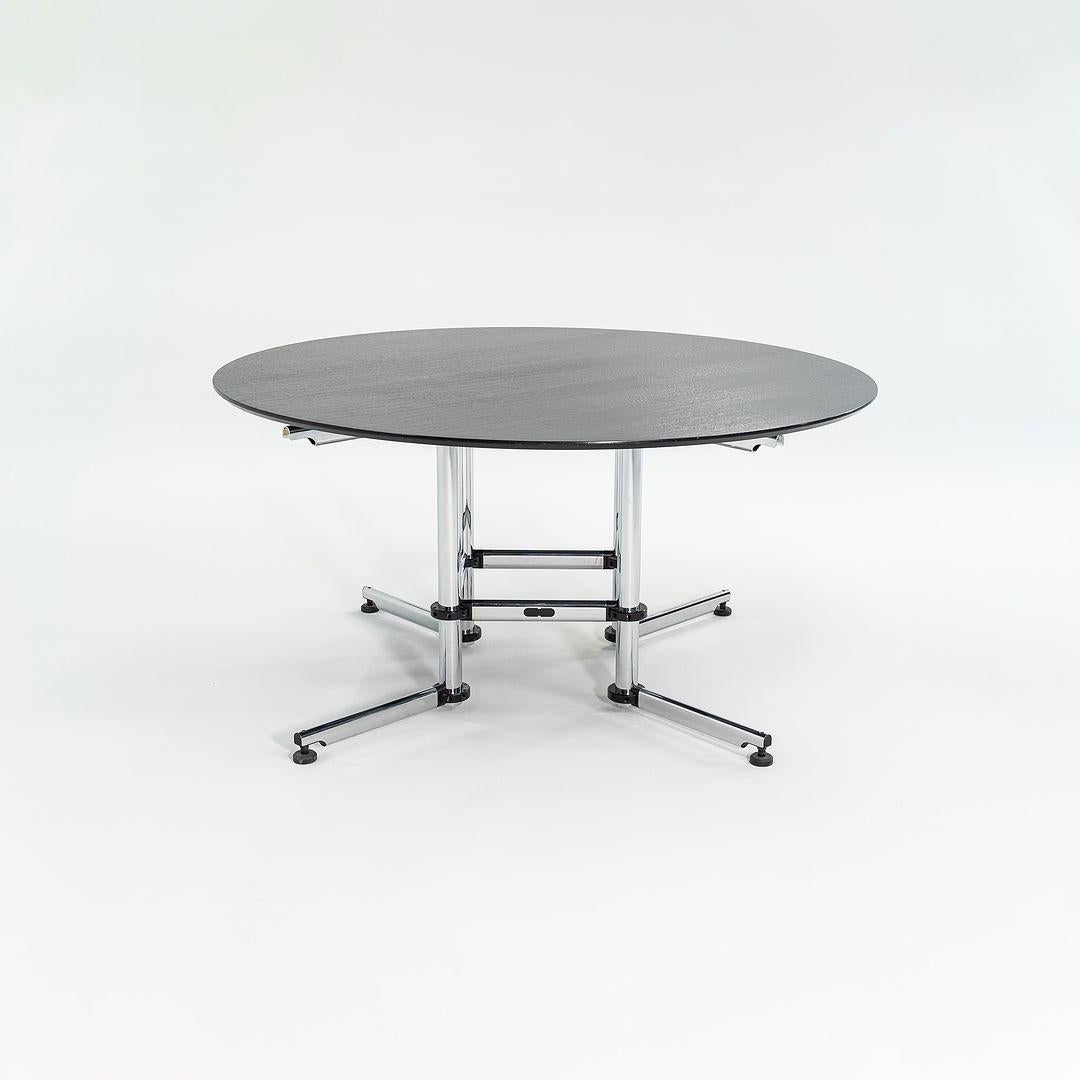 Table de conférence/table de salle à manger ronde en bois de chêne ébénisé de 59 pouces USM Haller Kitos, 2005 en vente 3