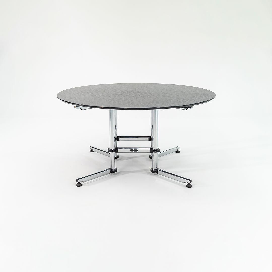 Table de conférence/table de salle à manger ronde en bois de chêne ébénisé de 59 pouces USM Haller Kitos, 2005 en vente 5