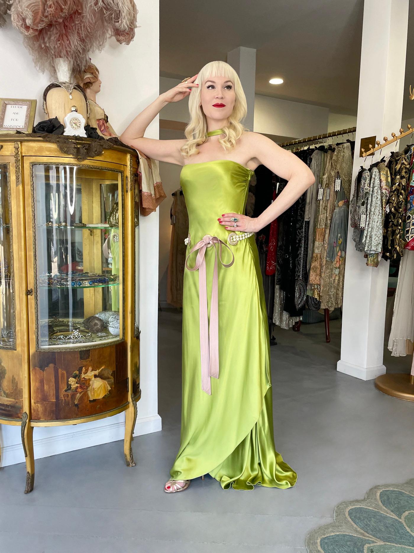 2005 Valentino Runway Chartreuse Silk Draped-Pearls Reverse Halter Glamour Gown 11