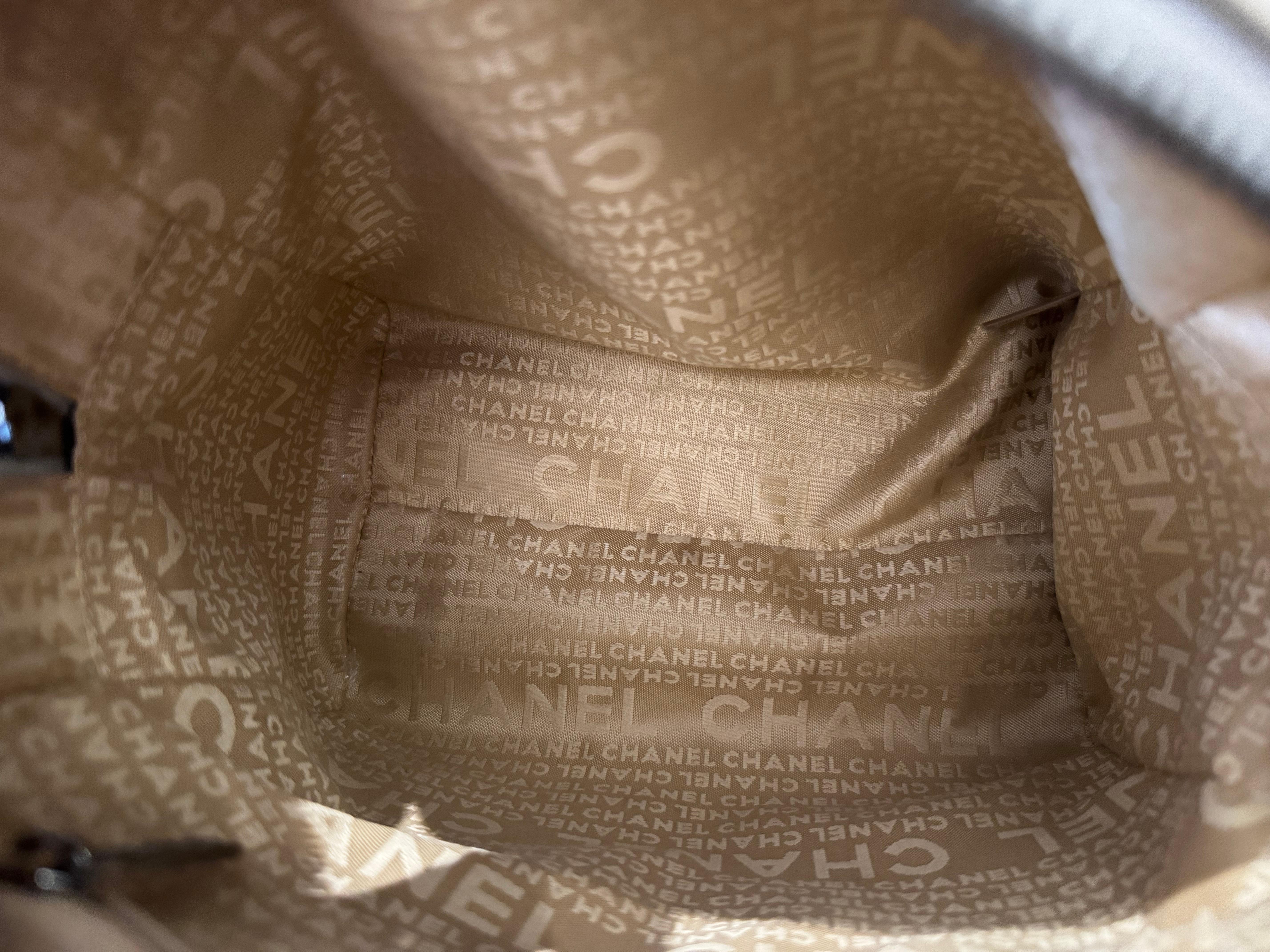 2005 Vintage CHANEL Quilted Caviar Bowler Bag Small Metallic Champagne For Sale 2