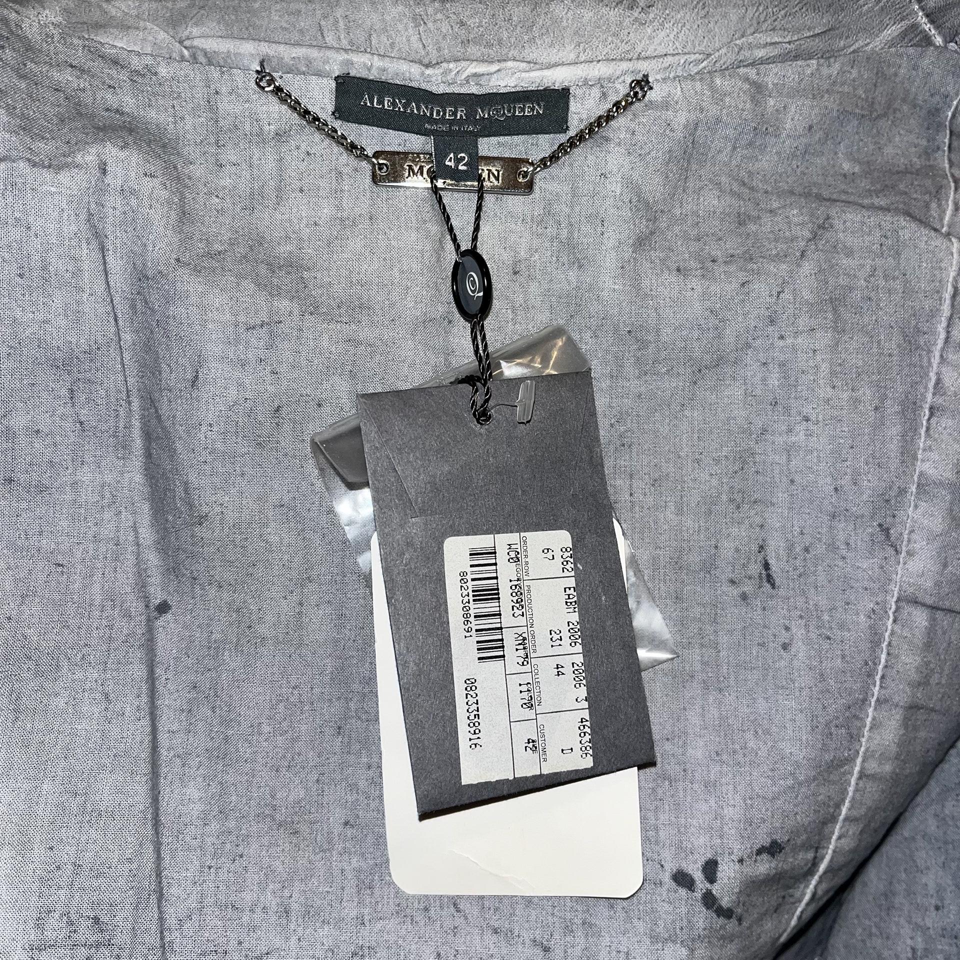 Chaqueta de piel auténtica Alexander McQueen 2006 en Excelente estado para la venta en Berlin, BE