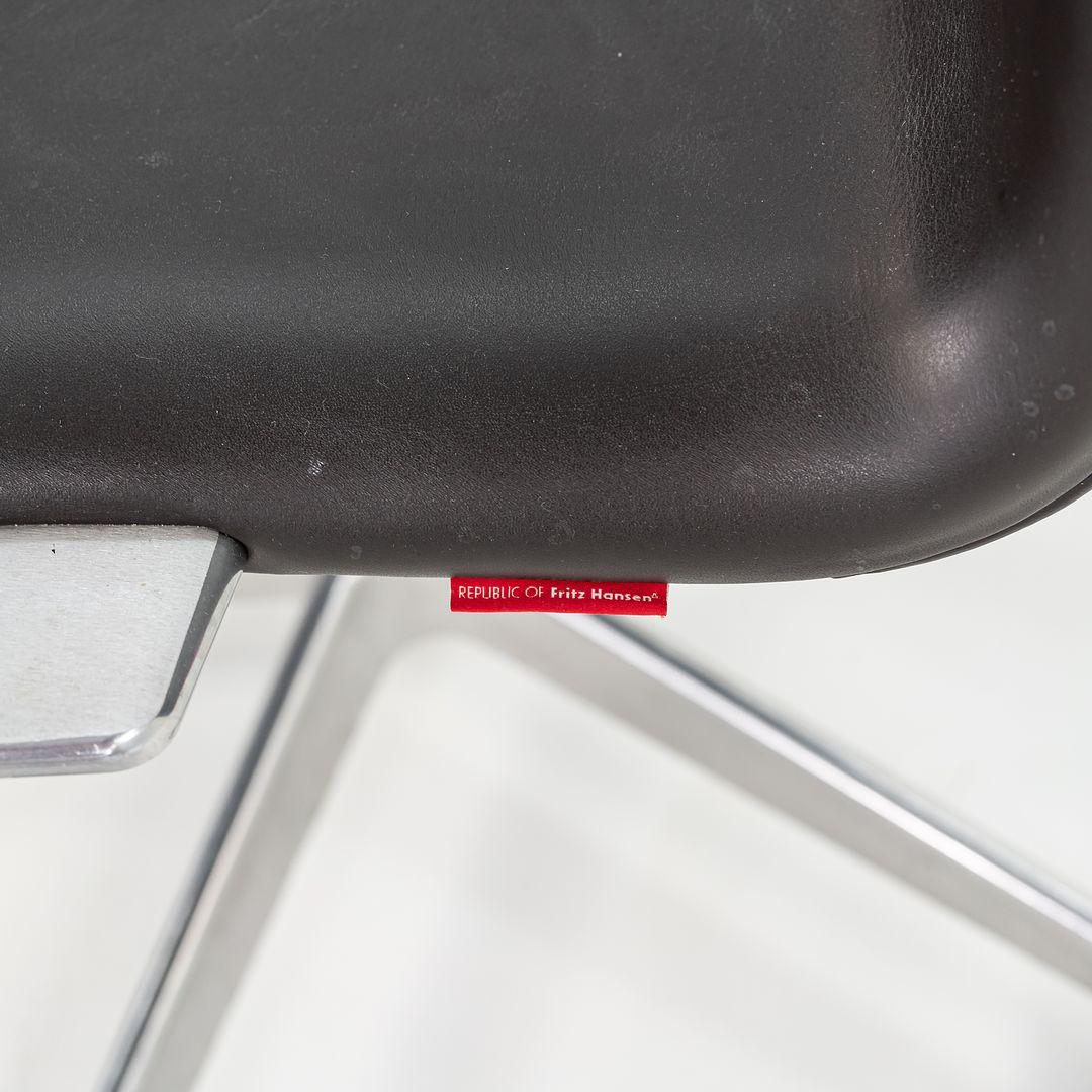 2006 Arne Jacobsen für Fritz Hansen Oxford Management Schreibtischstuhl Braunes Leder im Angebot 2