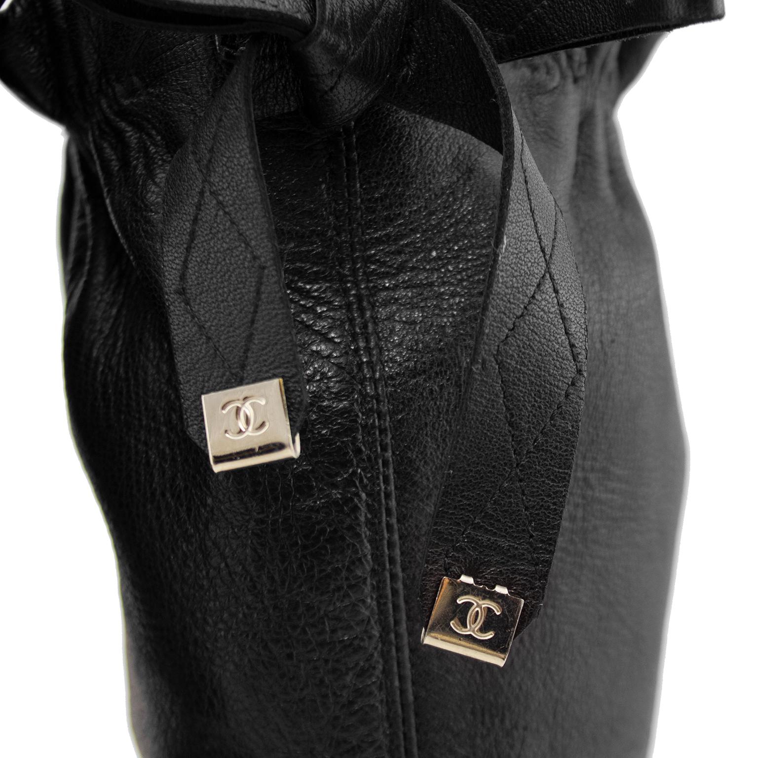 2006 Chanel Spring Collection Leather Boots In Excellent Condition For Sale In Toronto, Ontario
