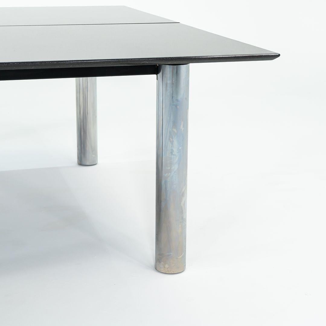 2006 Table de conférence ou de salle à manger sur mesure en granit noir et acier chromé 72x72in en vente 3