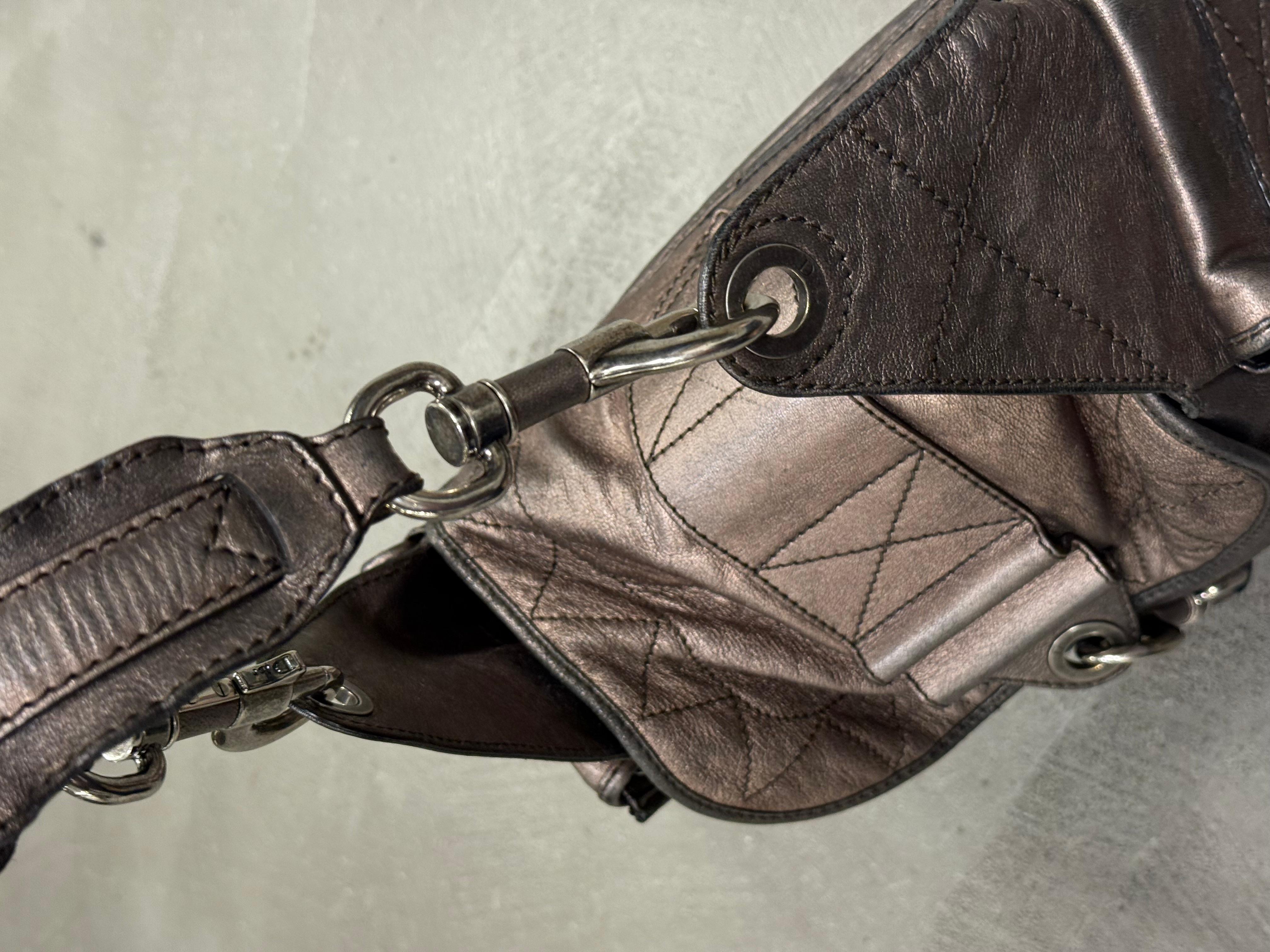 2006 Dior by John Galliano Rebelle Hobo Bag en vente 8