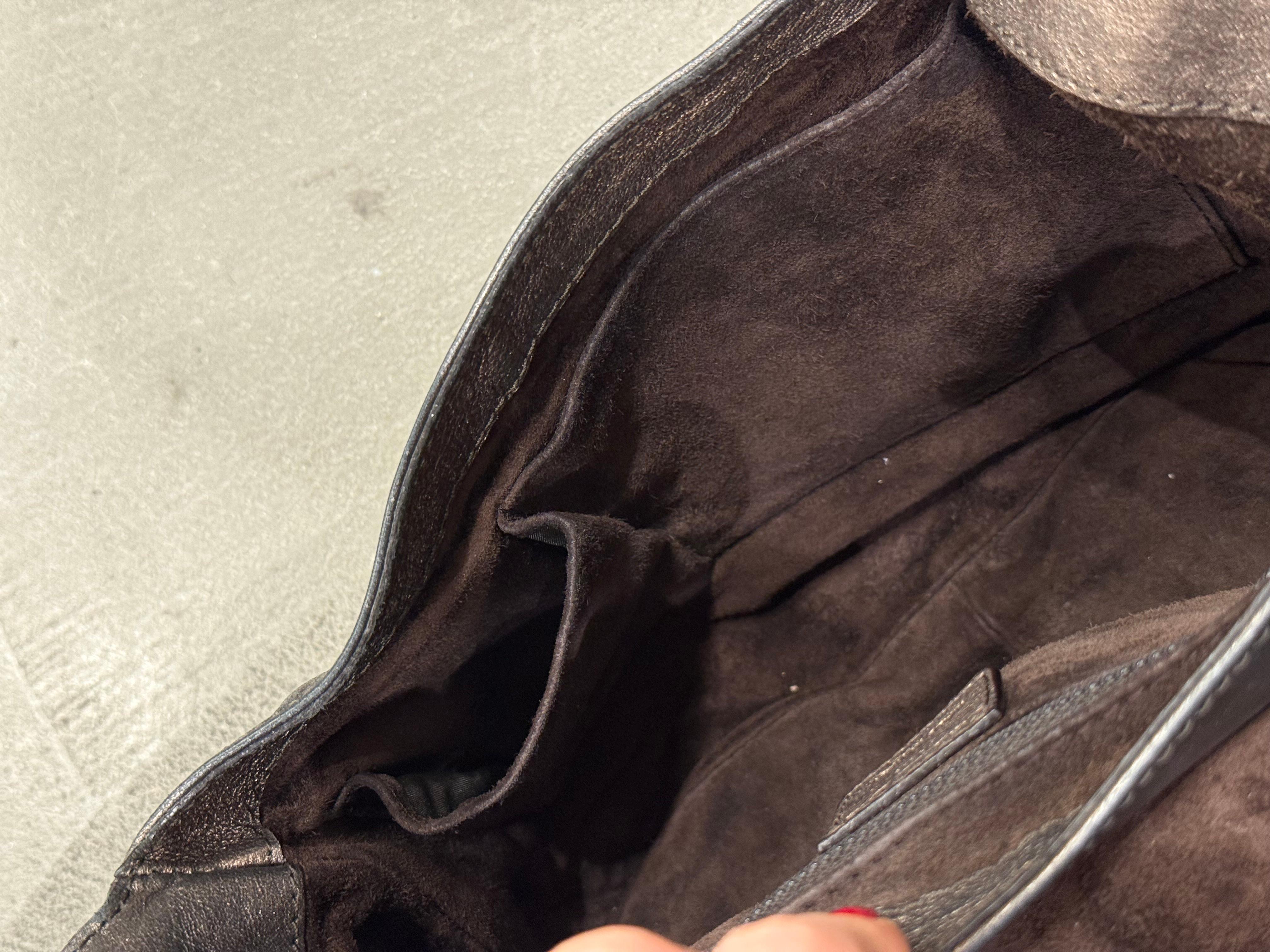 2006 Dior by John Galliano Rebelle Hobo Bag en vente 14