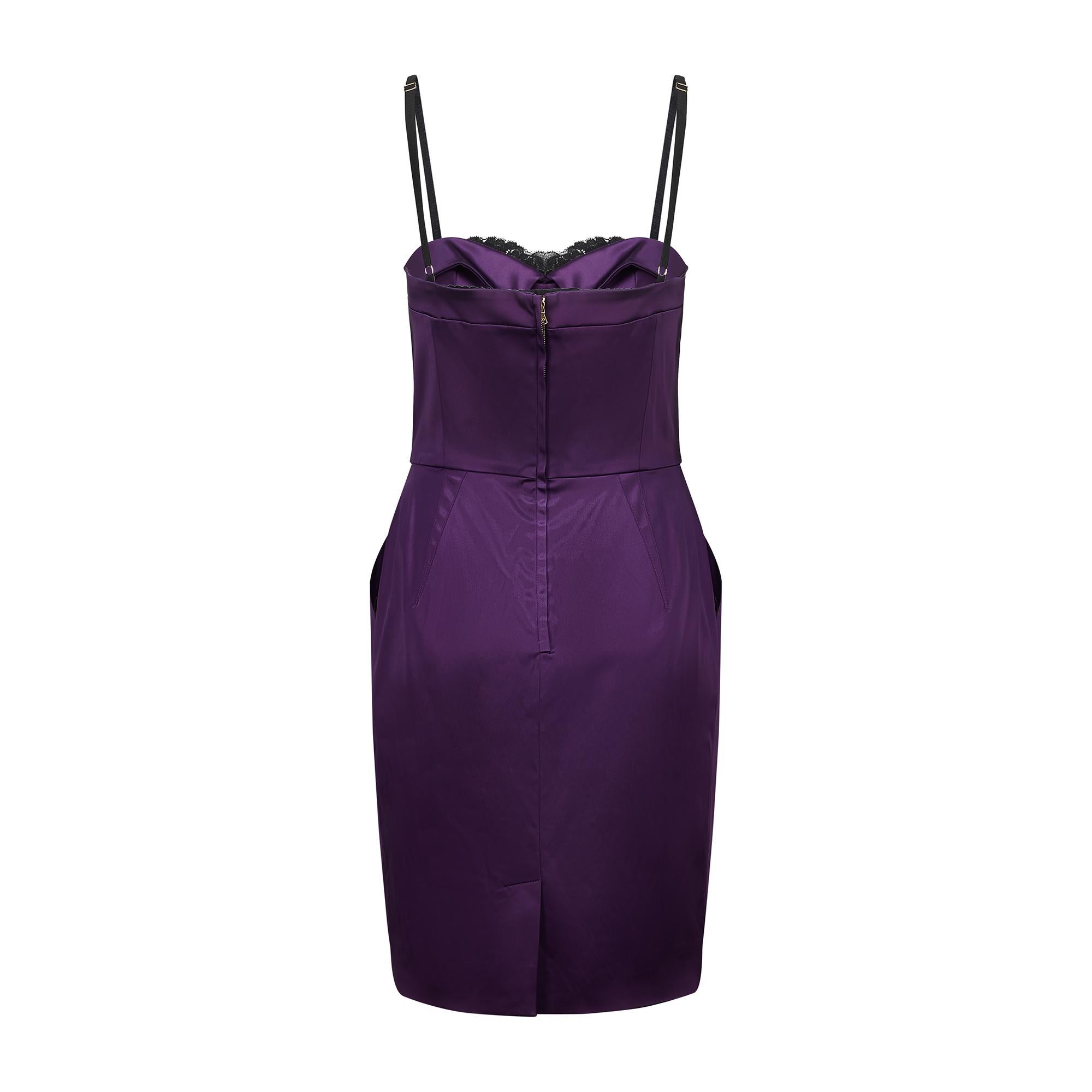 Violet 2006 - Dolce & Gabbana - Robe à corset en satin violet en vente