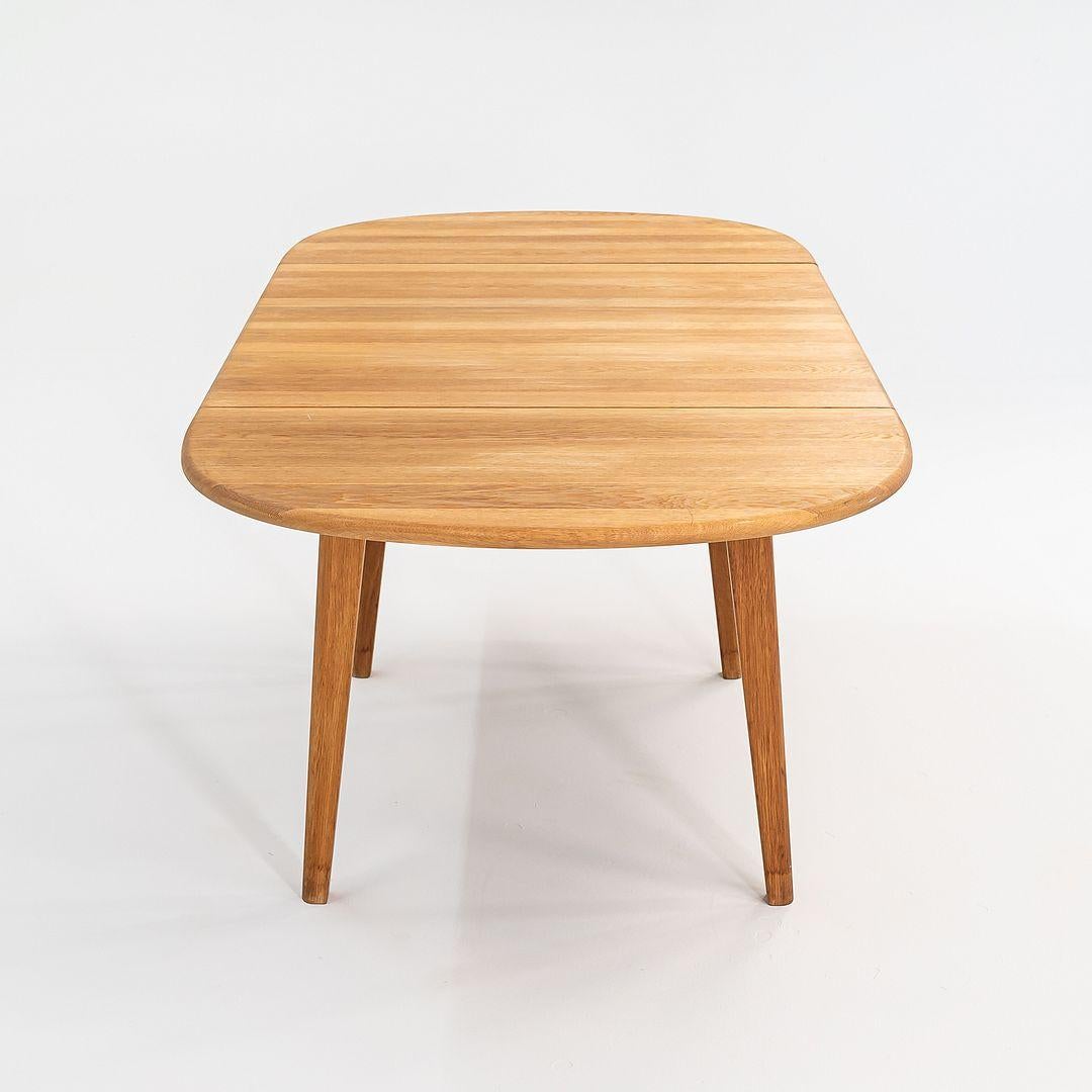 2006 Hans Wegner para Carl Hansen CH002 Mesa de comedor abatible en roble, 36 x 74 Siglo XXI y contemporáneo en venta