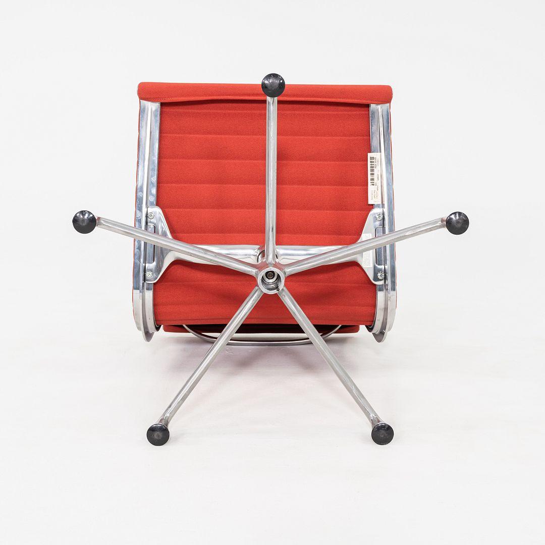 2006 Herman MillerEames Armless Aluminum Group Side / Desk Chair In Red Fabric For Sale 5